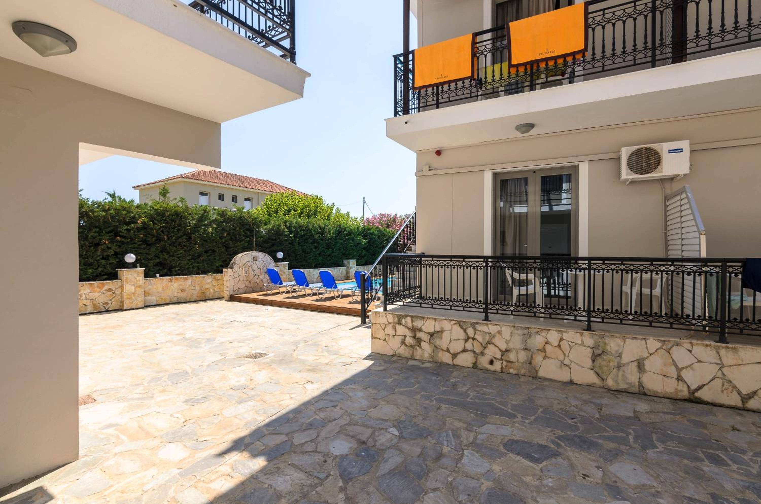 Laganas Vacations - Karras Livin - Property Image 25