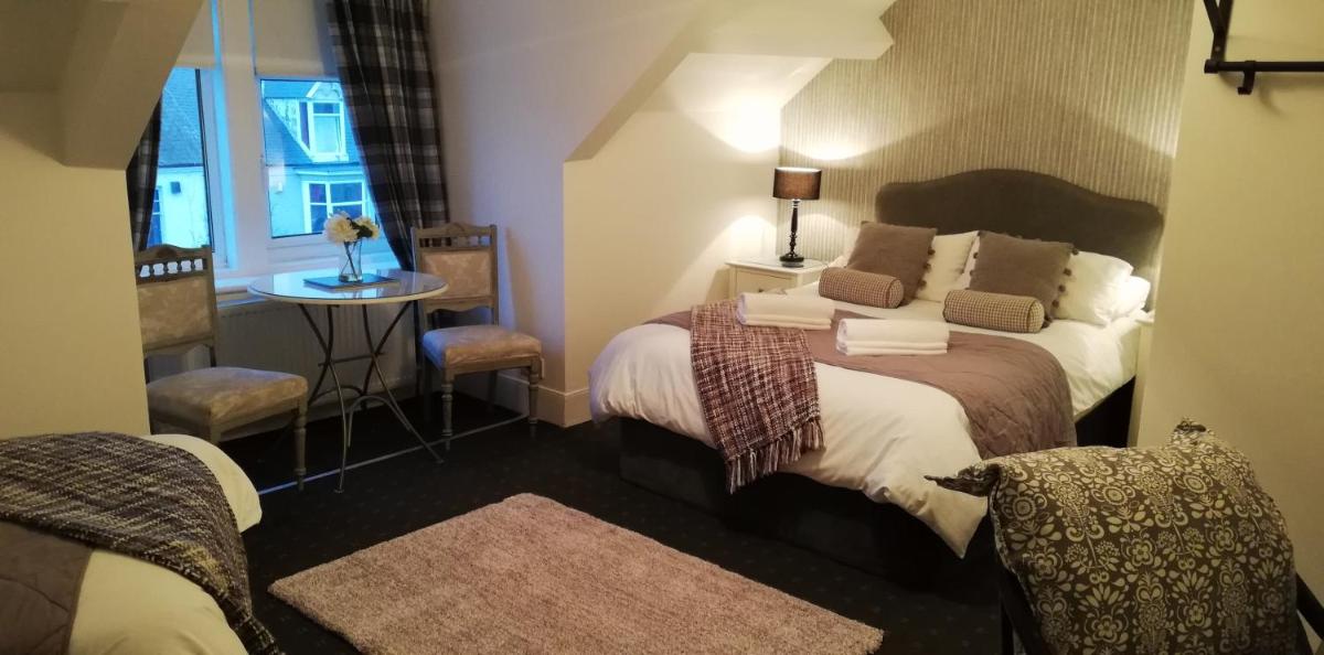 South Shields Vacations - Elmswood Guest House - Property Image 5