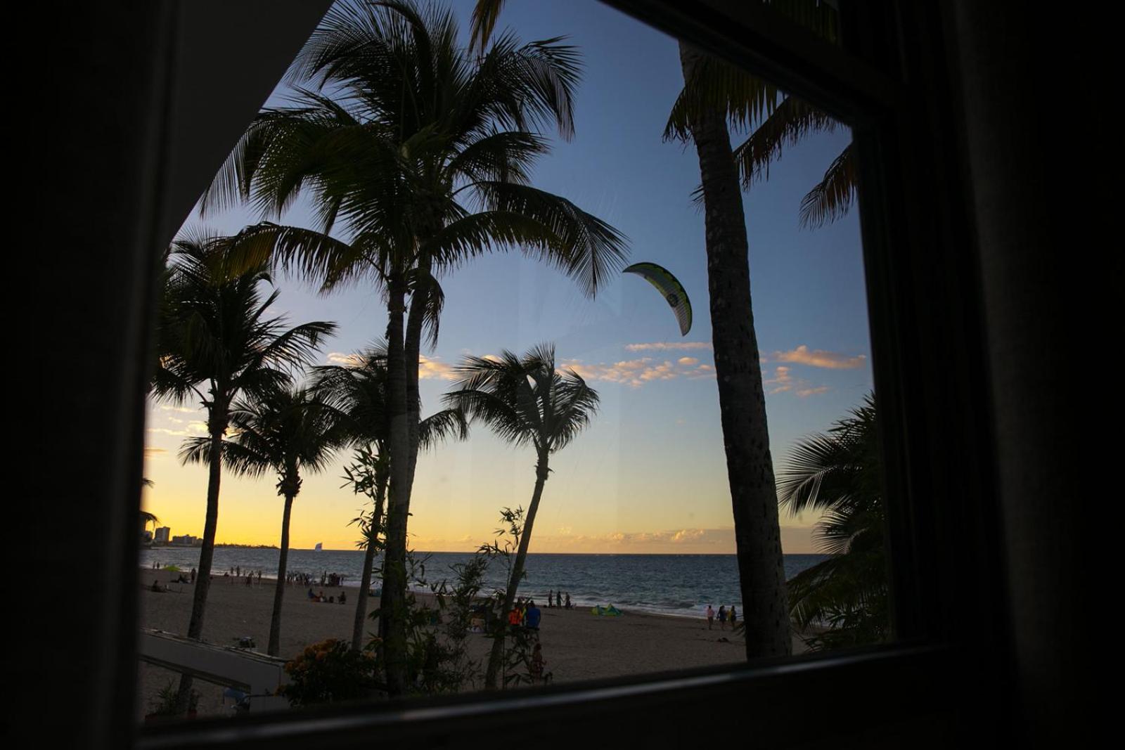 Numero Uno Beach House - Property Image 20