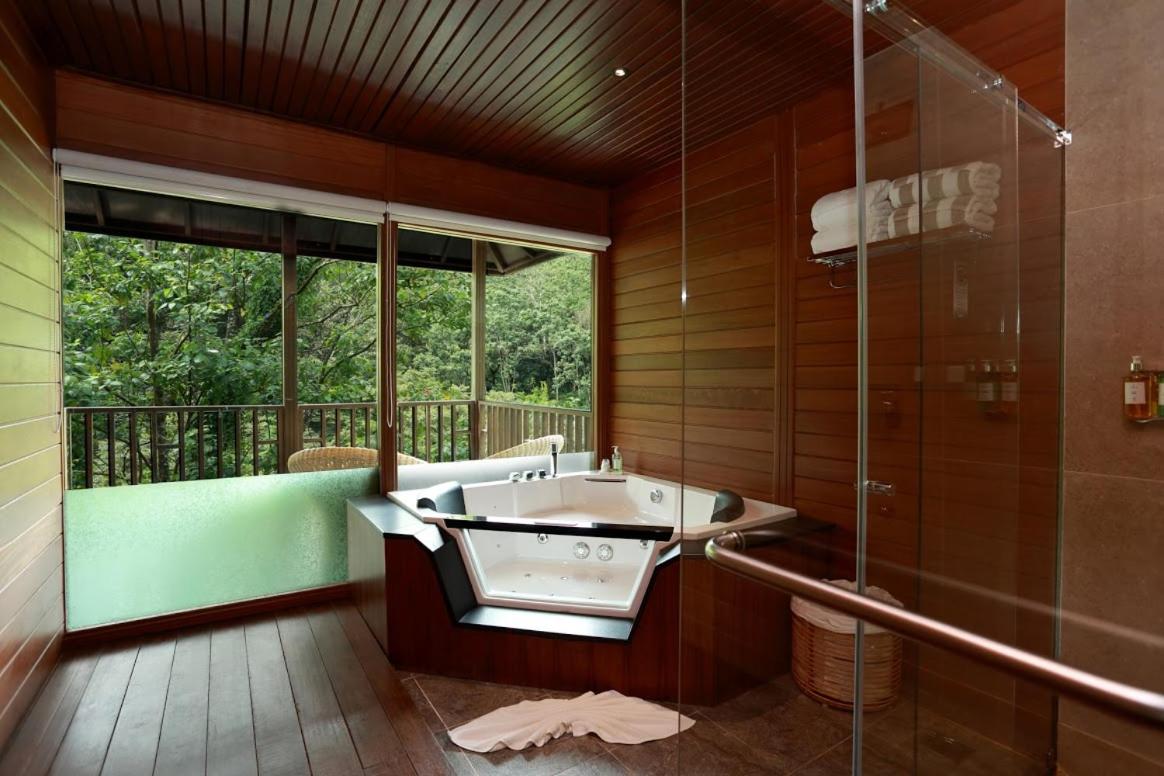 The IBNII Spa Resort 10