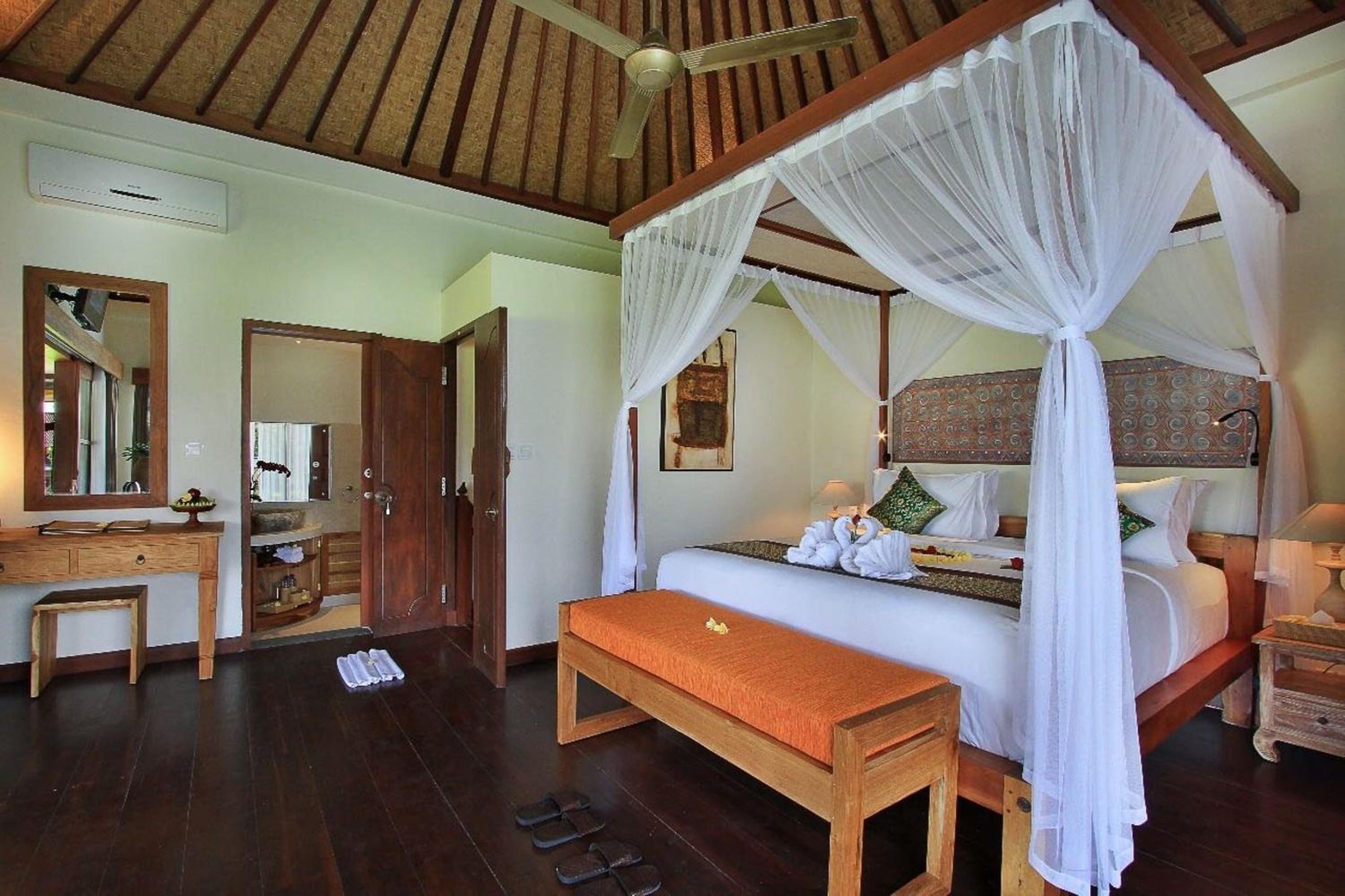 D'Legon Villas