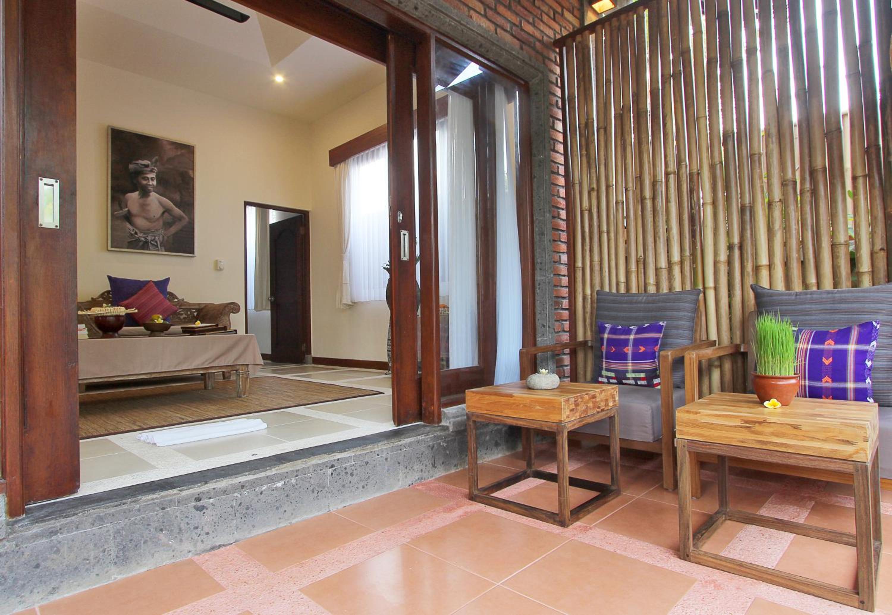 D'Legon Villas