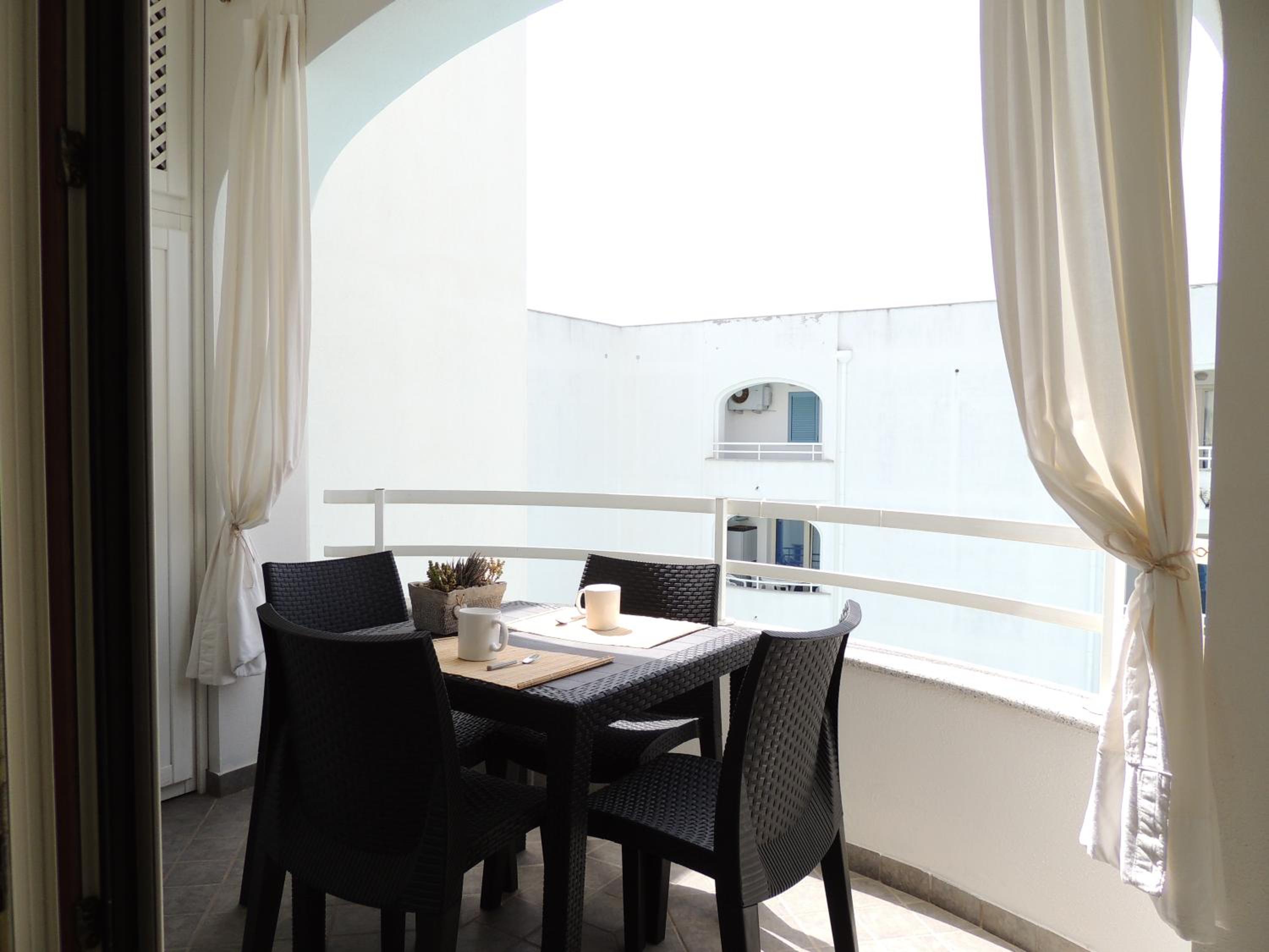 Relax Home en La Caletta — balance & terrace