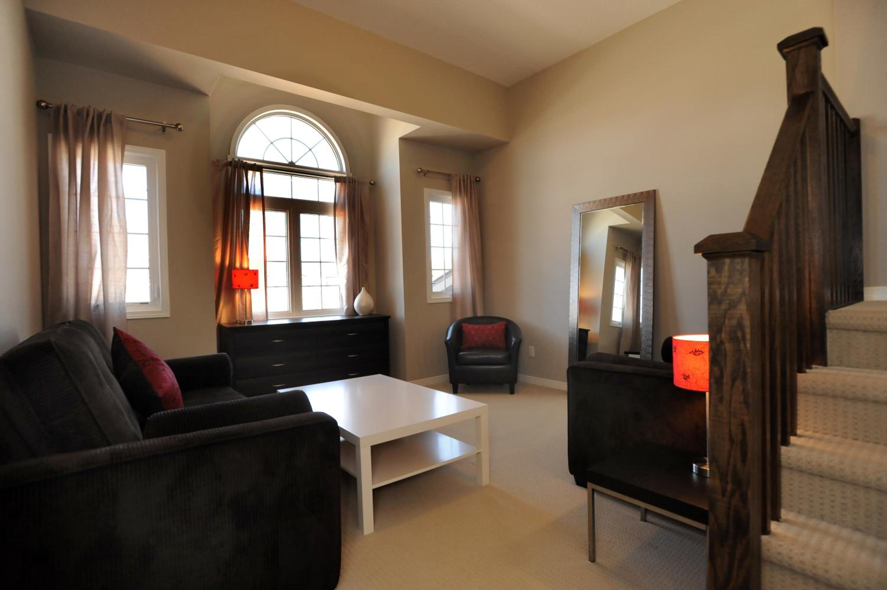 Kitchener Vacations - Boardwalk Homes - Vacation Homes  Executive Suites - Property Image 26