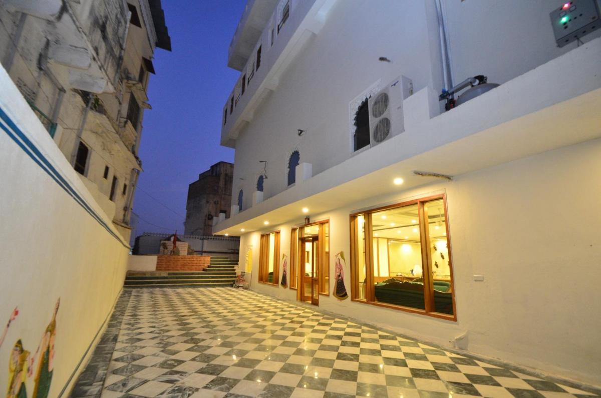 hotel building