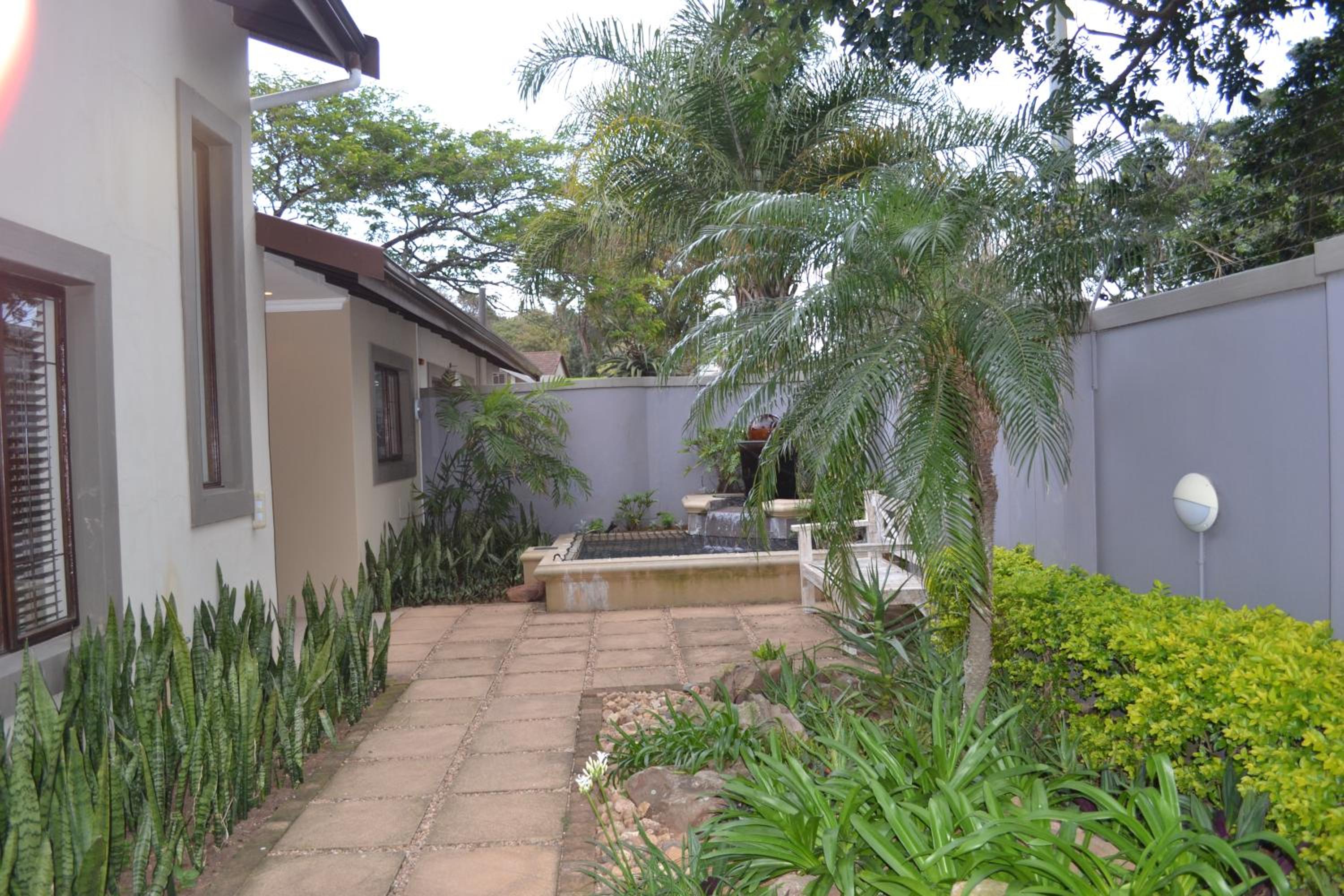 Photo 27