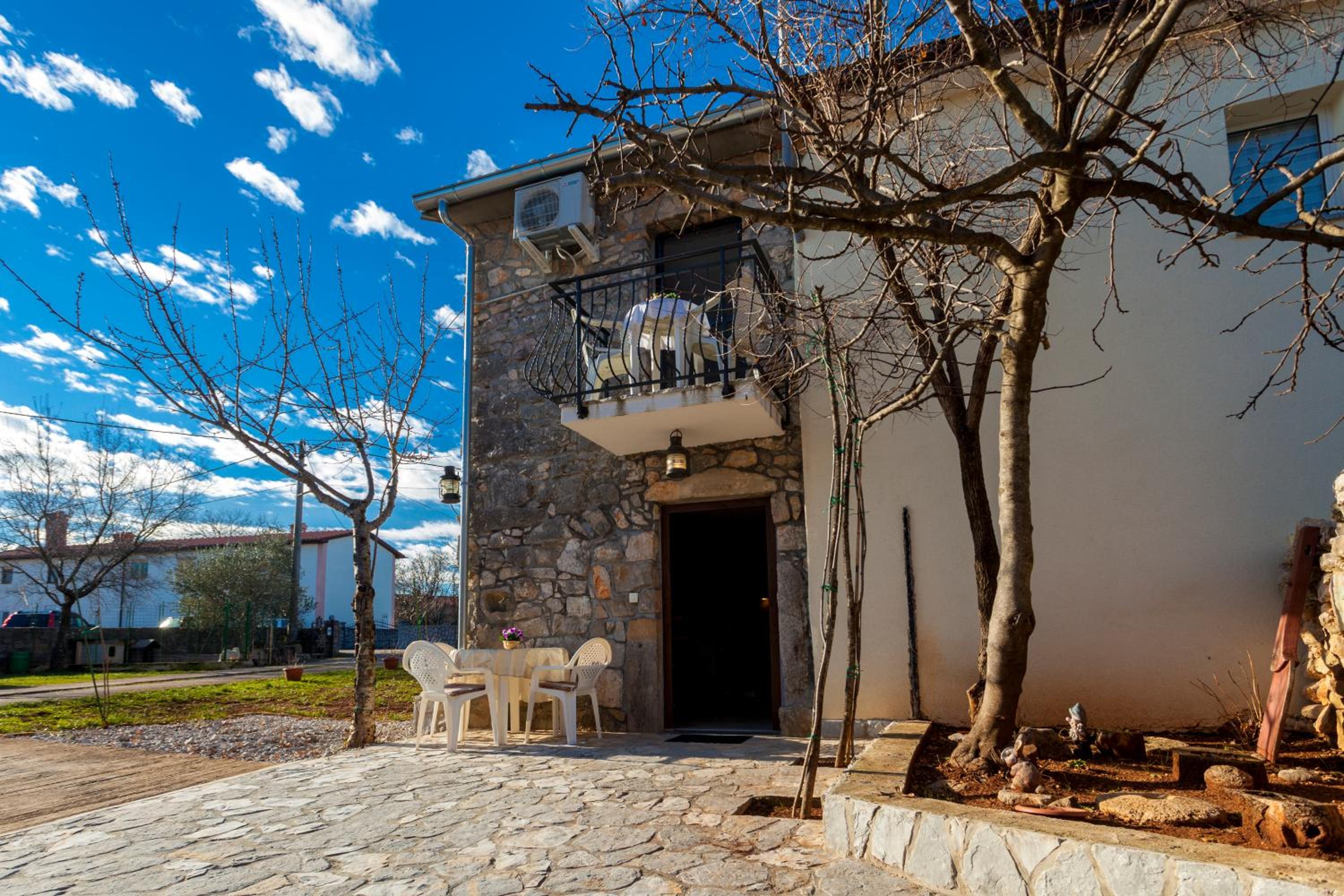Apartments Nella