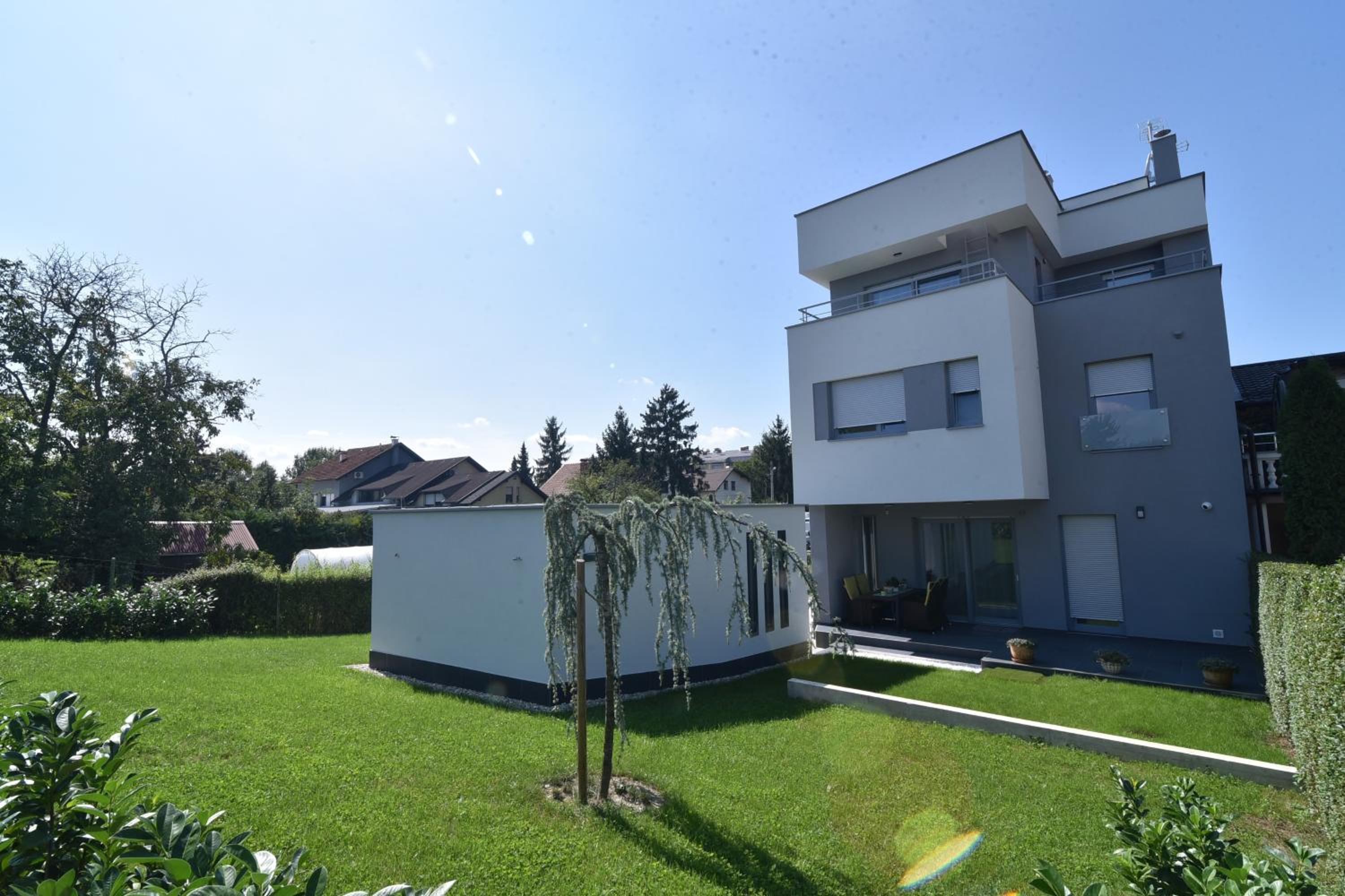 Villa Mami view 3