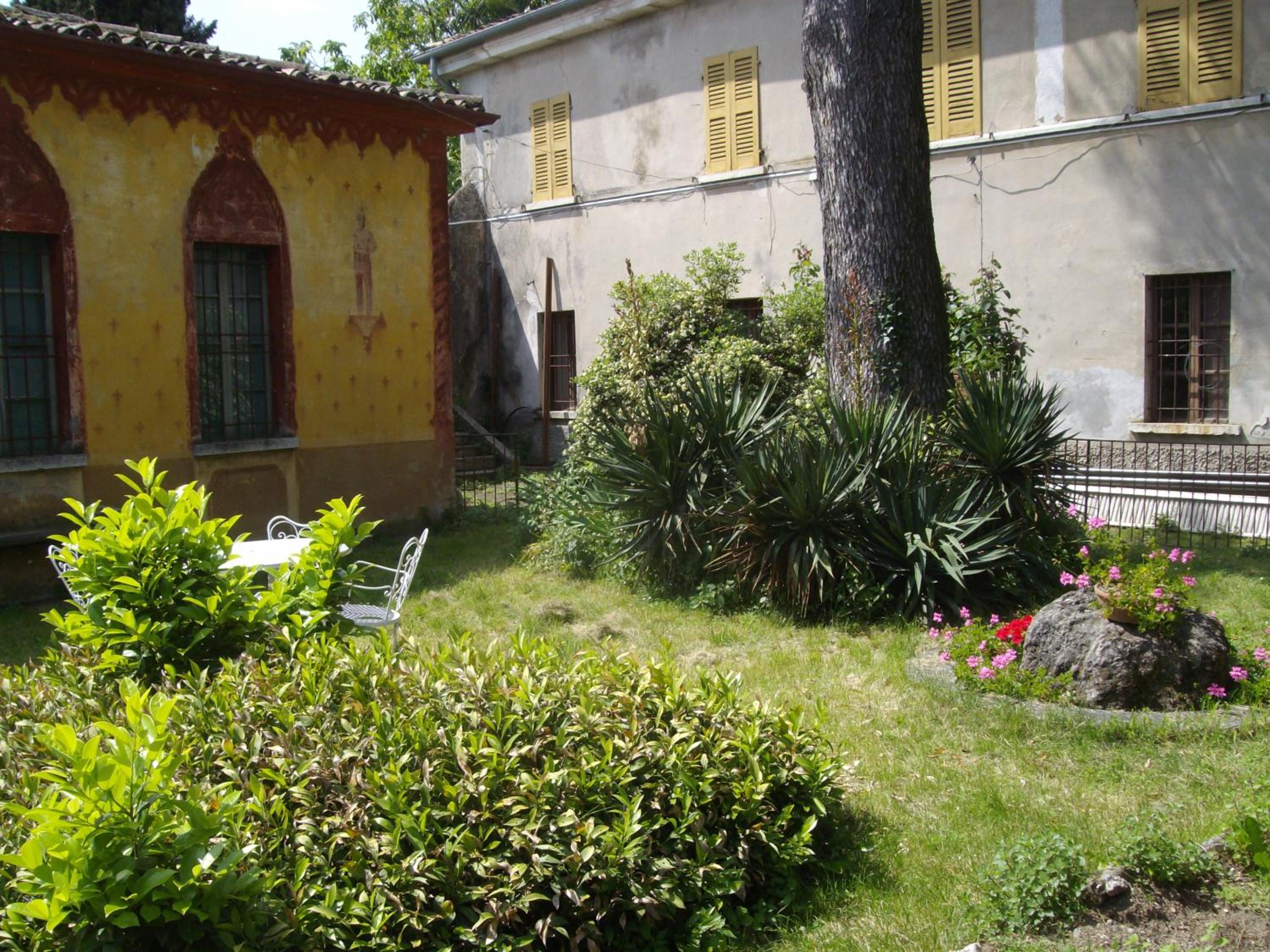 Photo 25