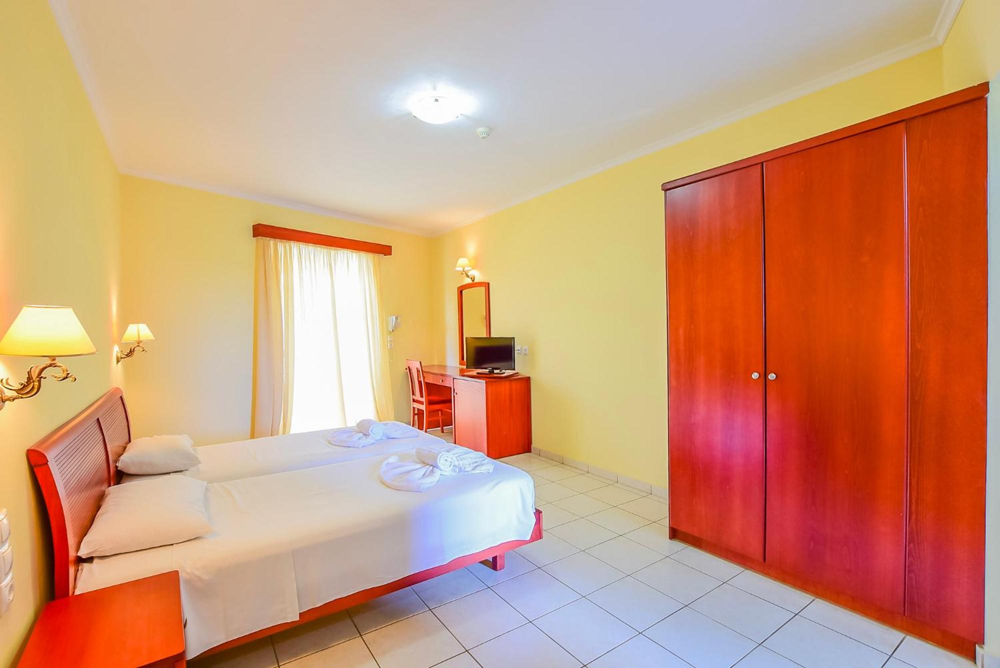 Timos Hotel