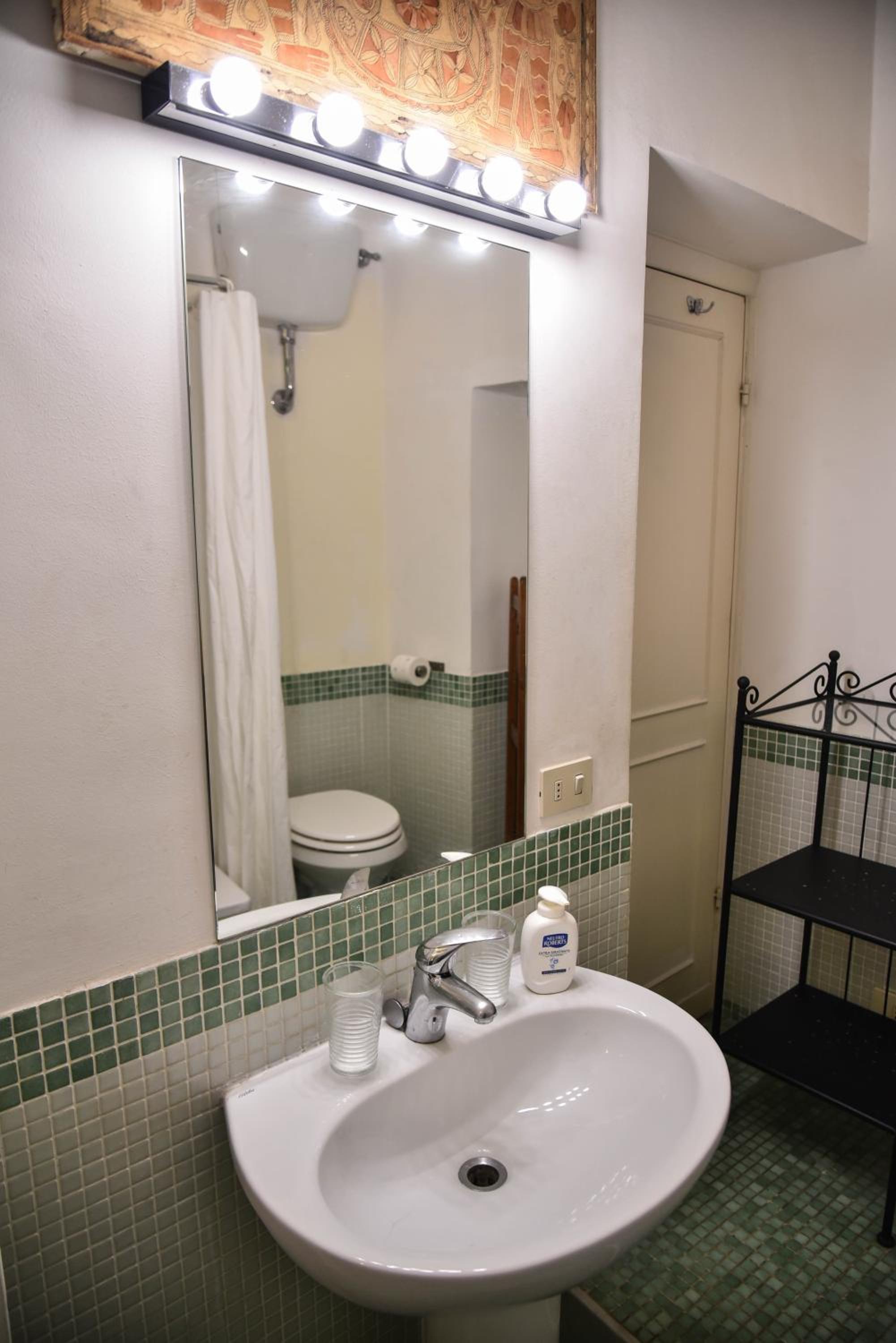 Stylish apartment in central Rome 