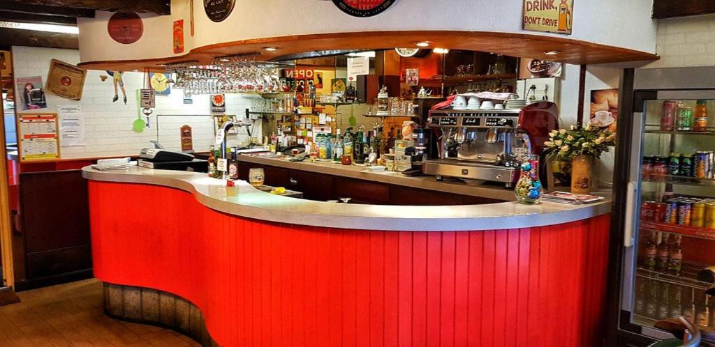 bar