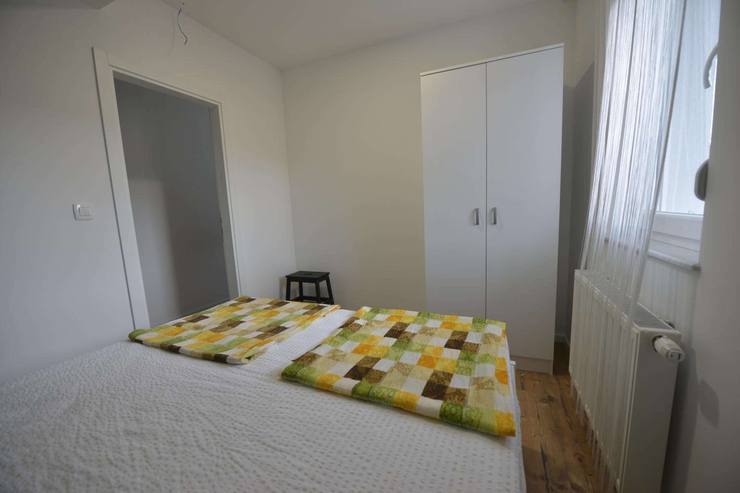 Villa Flower with Free Onsite Parking view 4