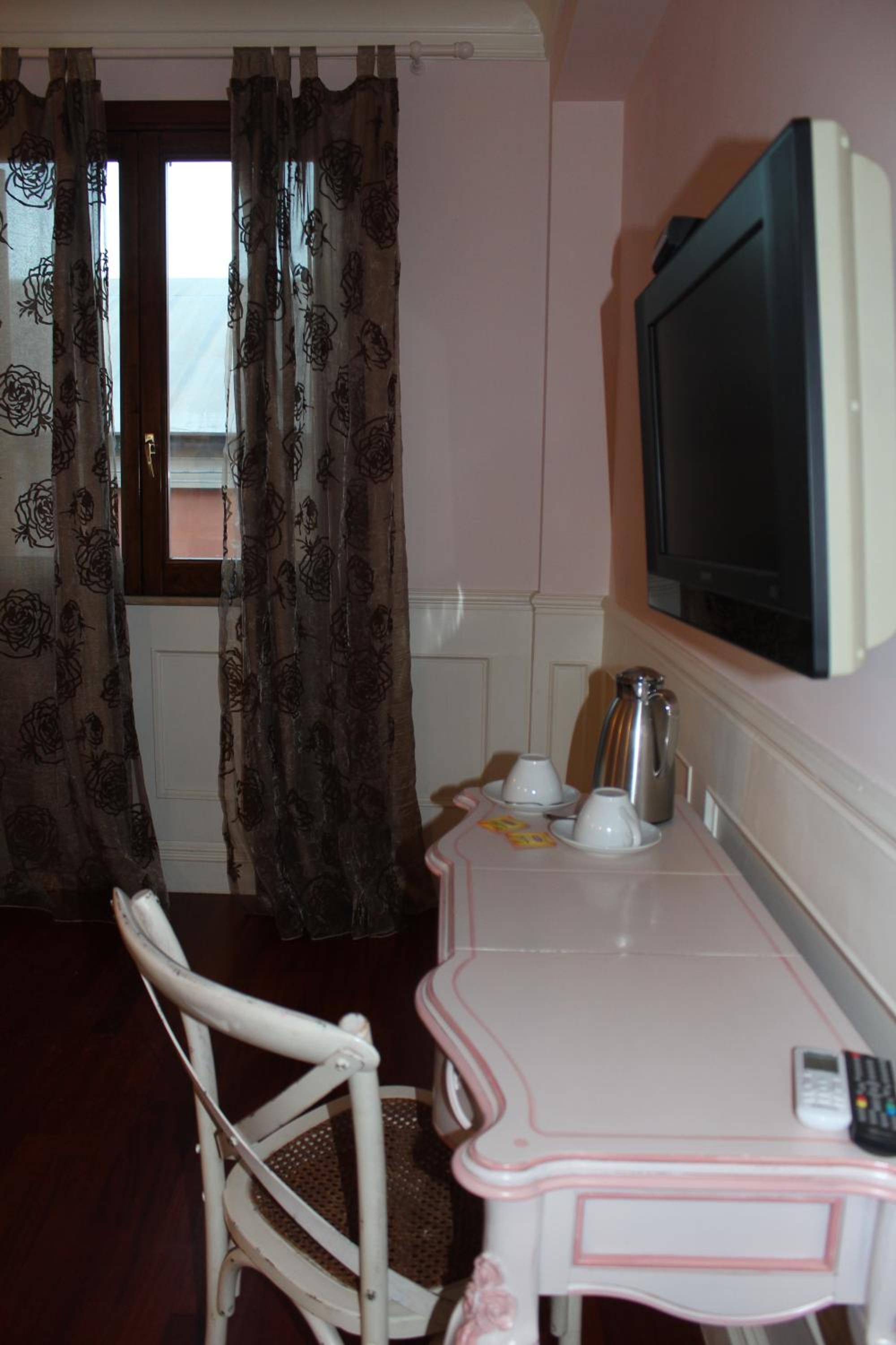 Photo 48