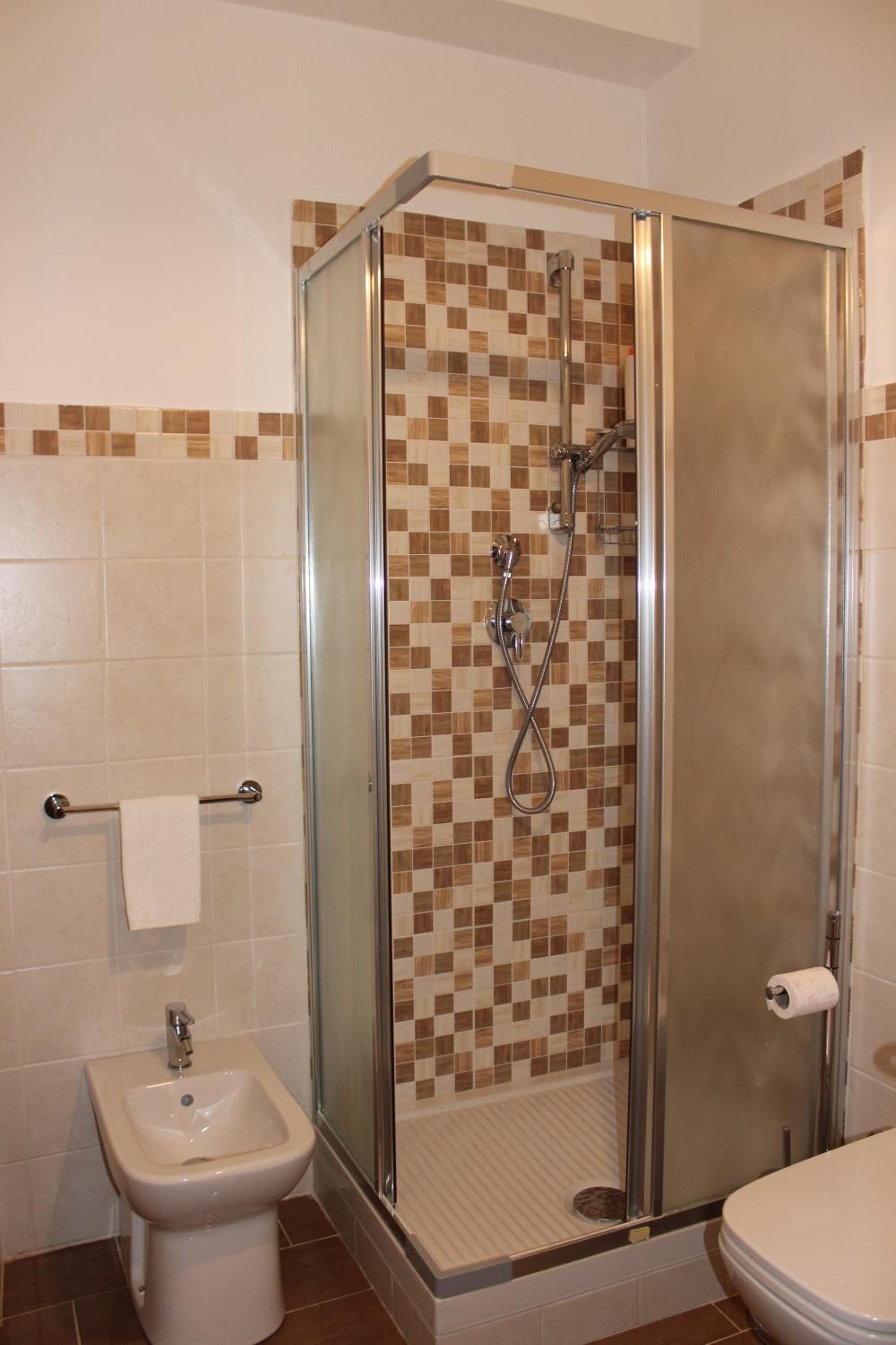 Photo 37