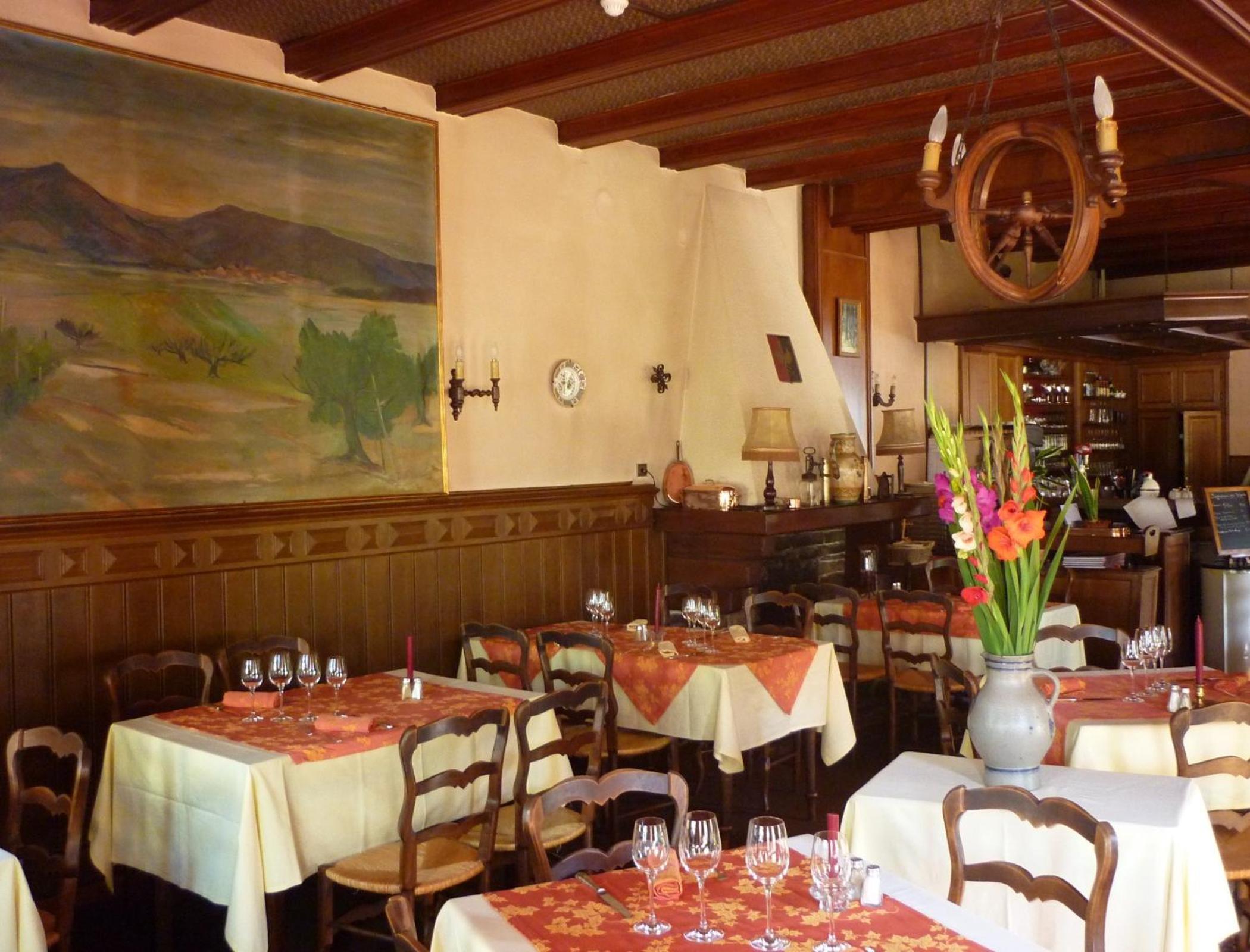 restaurant