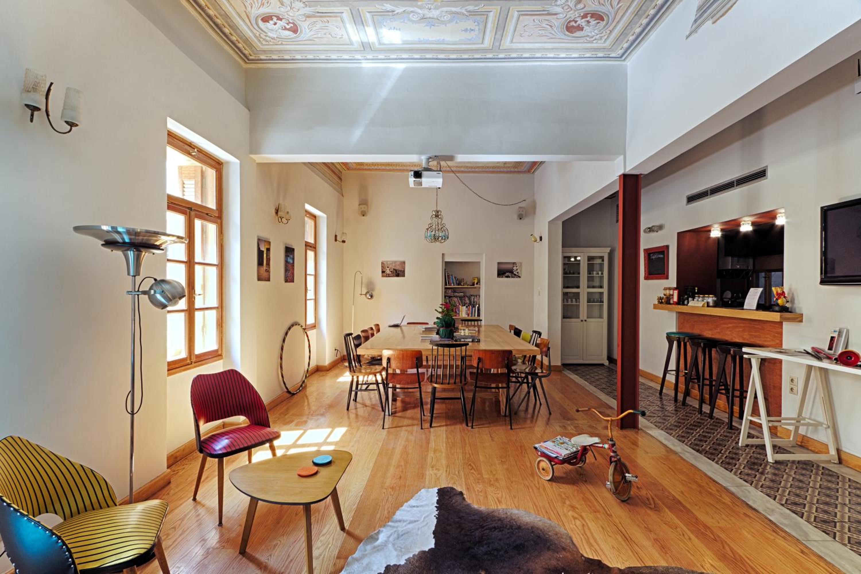 lounge