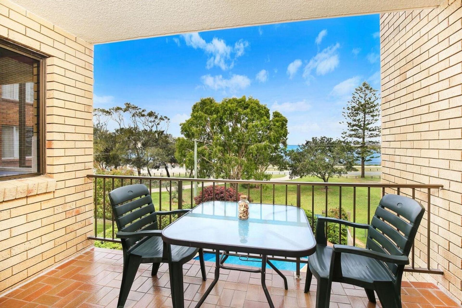 Golden Shores U7 21 Landsborough Parade view 2