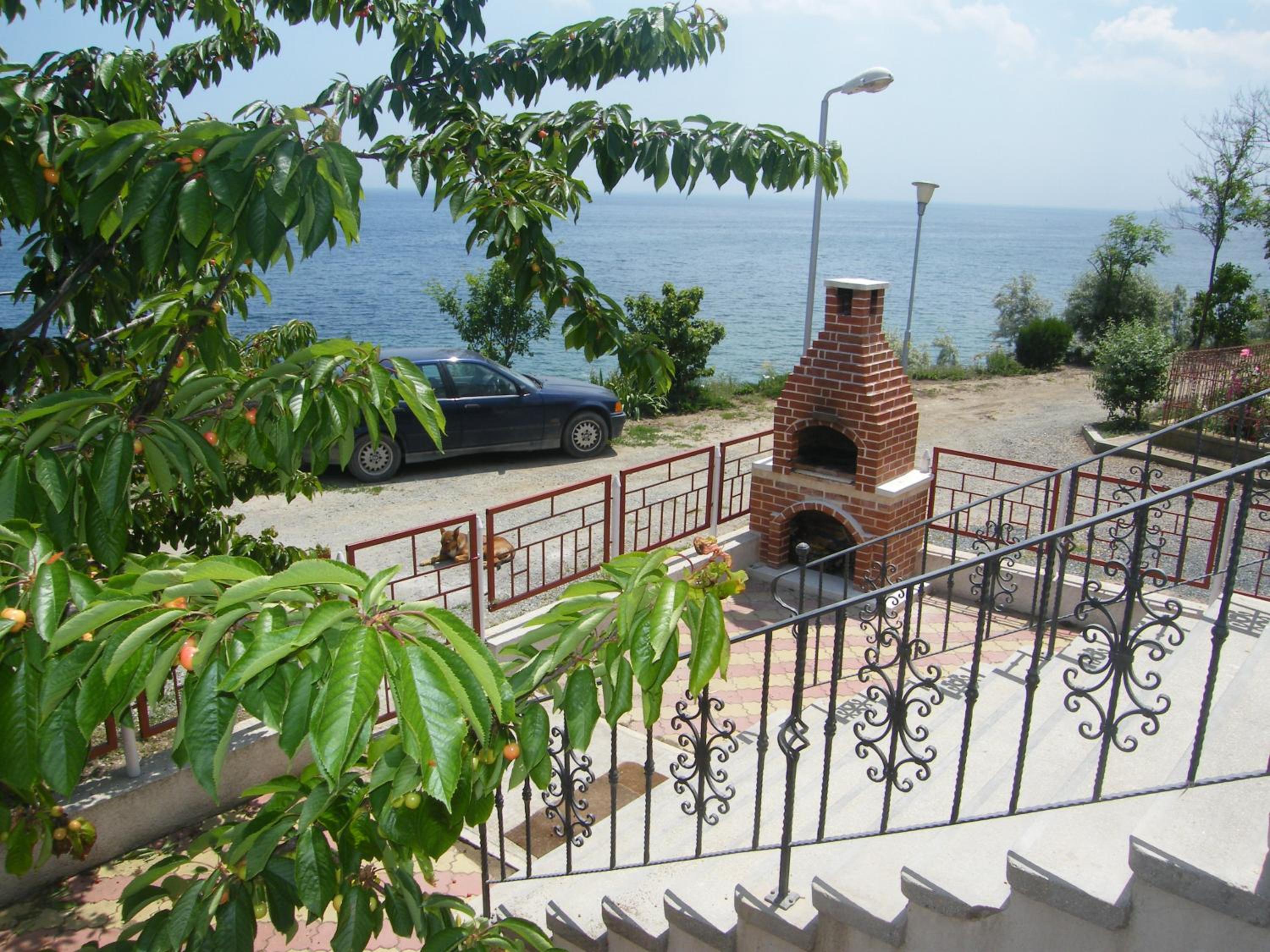 Vila Lucian view 3