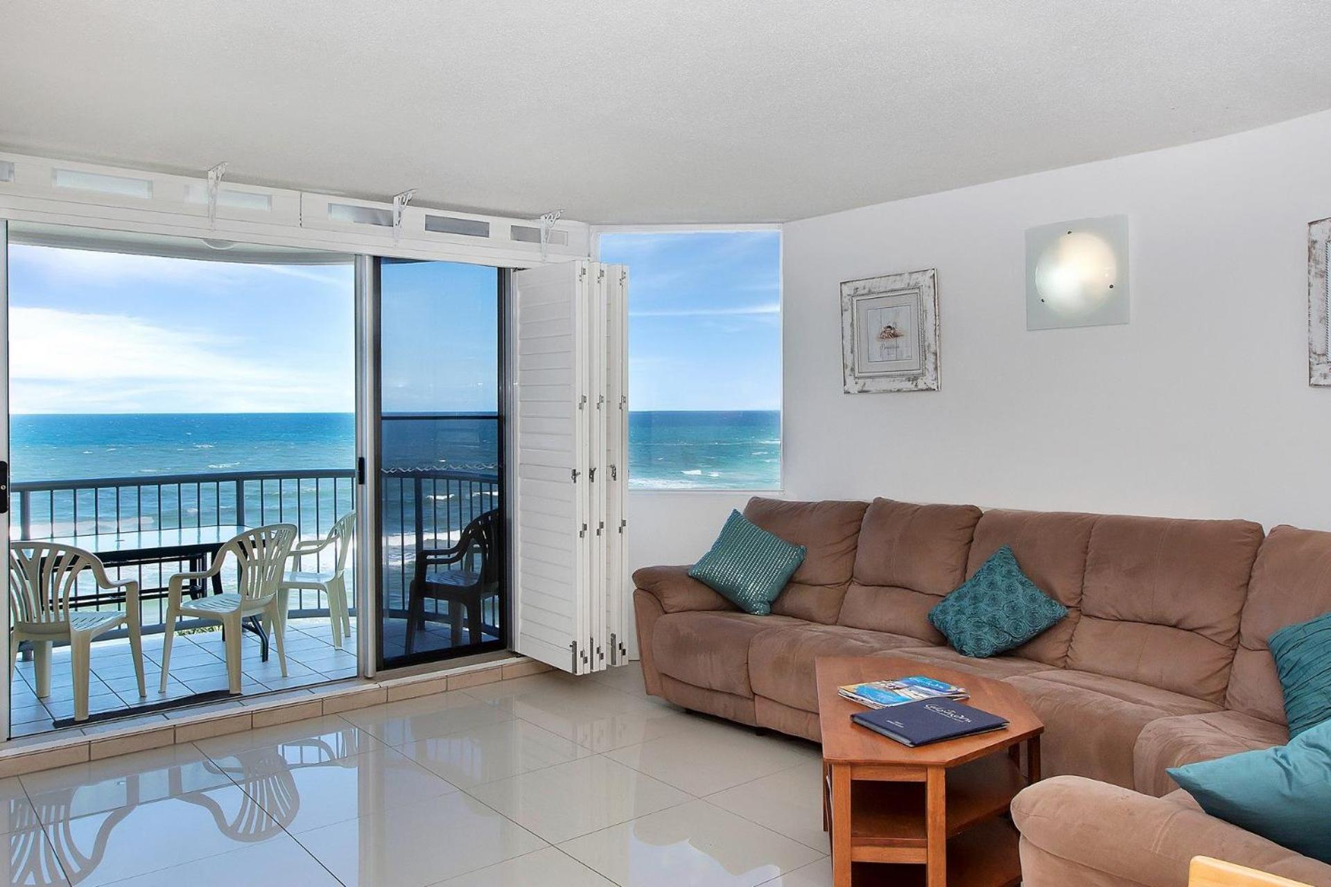 Monterey Lodge Unit 10 27 Warne Terrace Kings Beach view 4