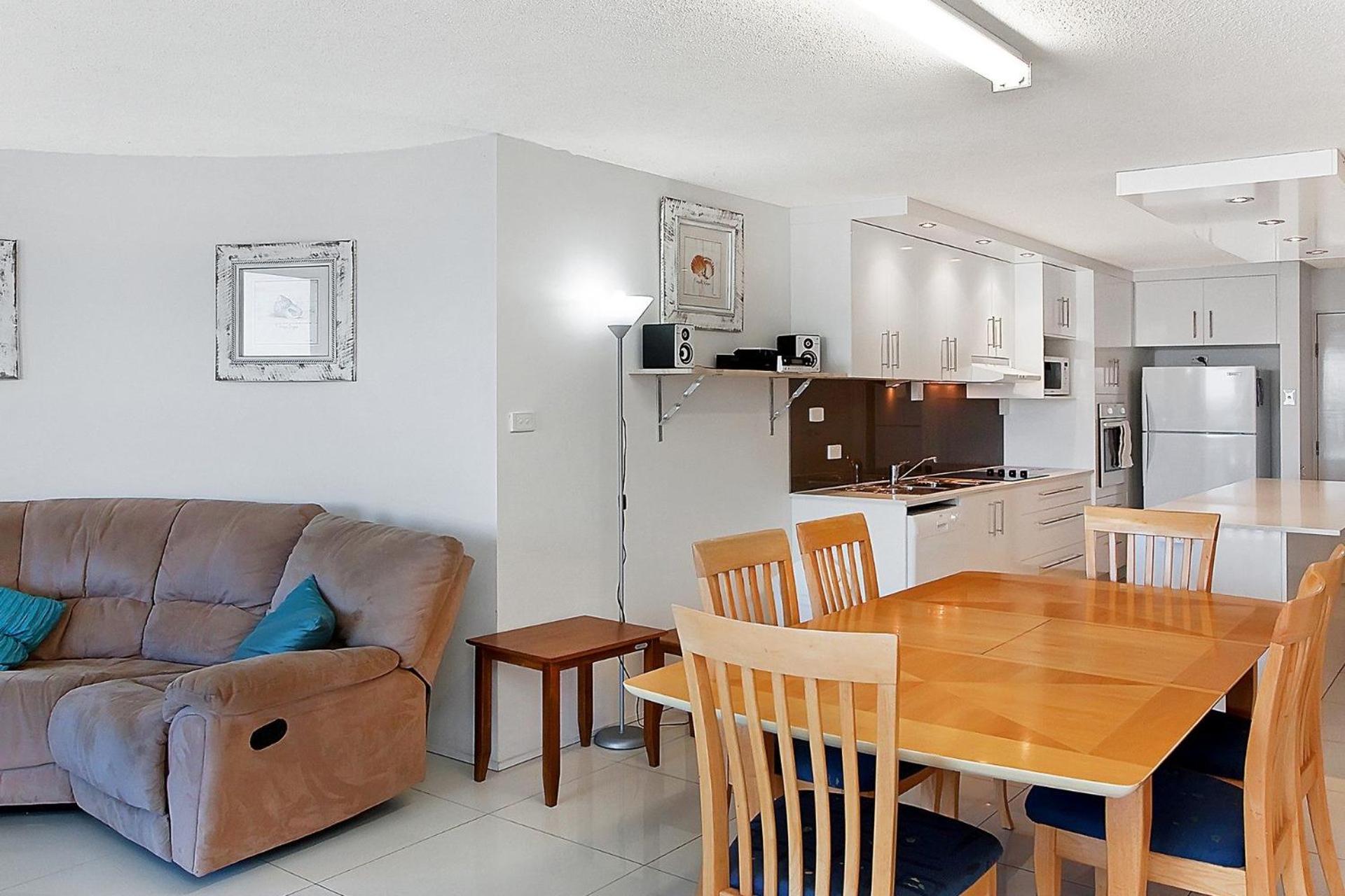 Monterey Lodge Unit 10 27 Warne Terrace Kings Beach view 5