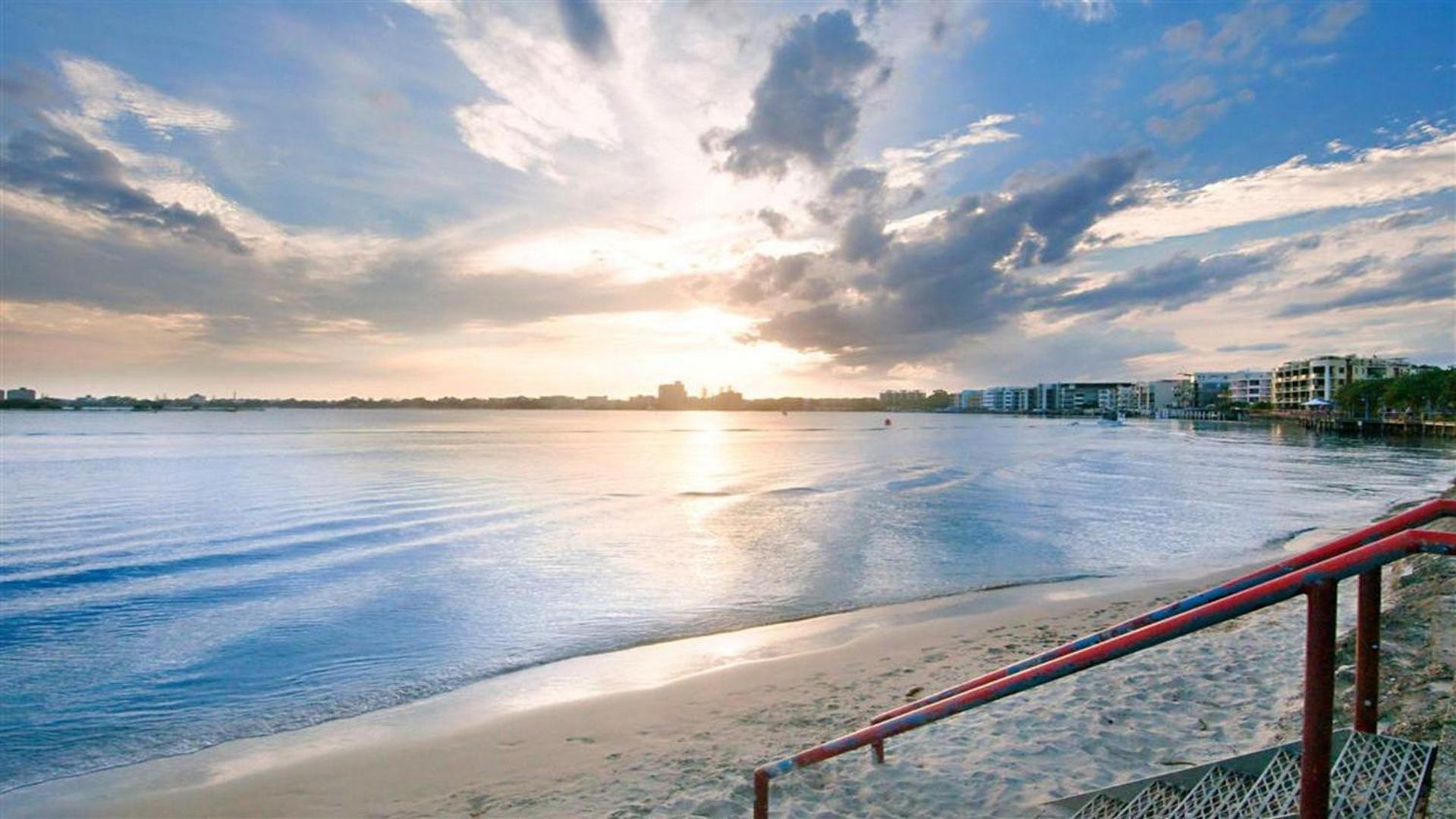 Caloundra Vacations - Allamanda U2 Awesome Location - Property Image 10