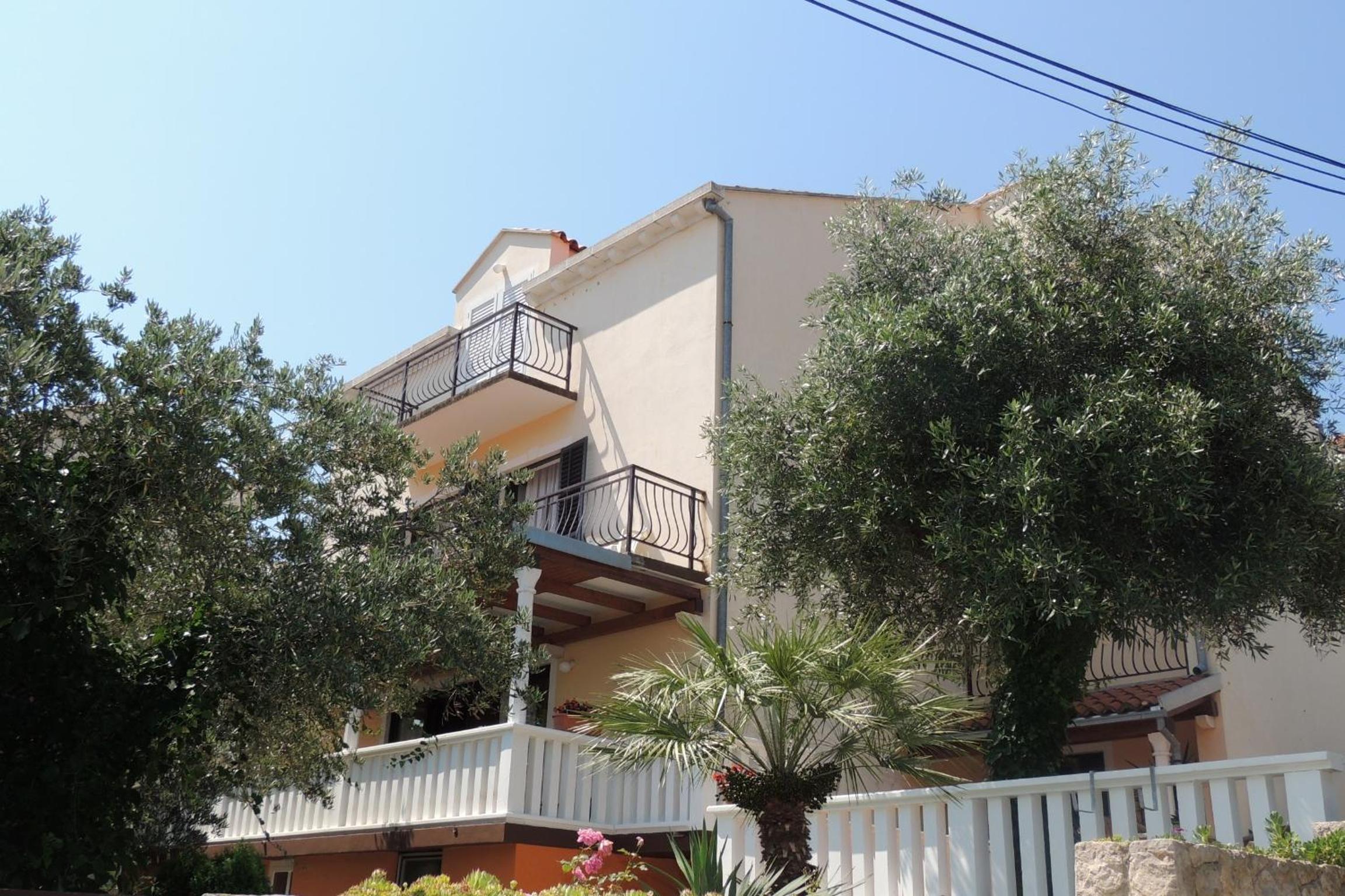 Apartments Travarevic