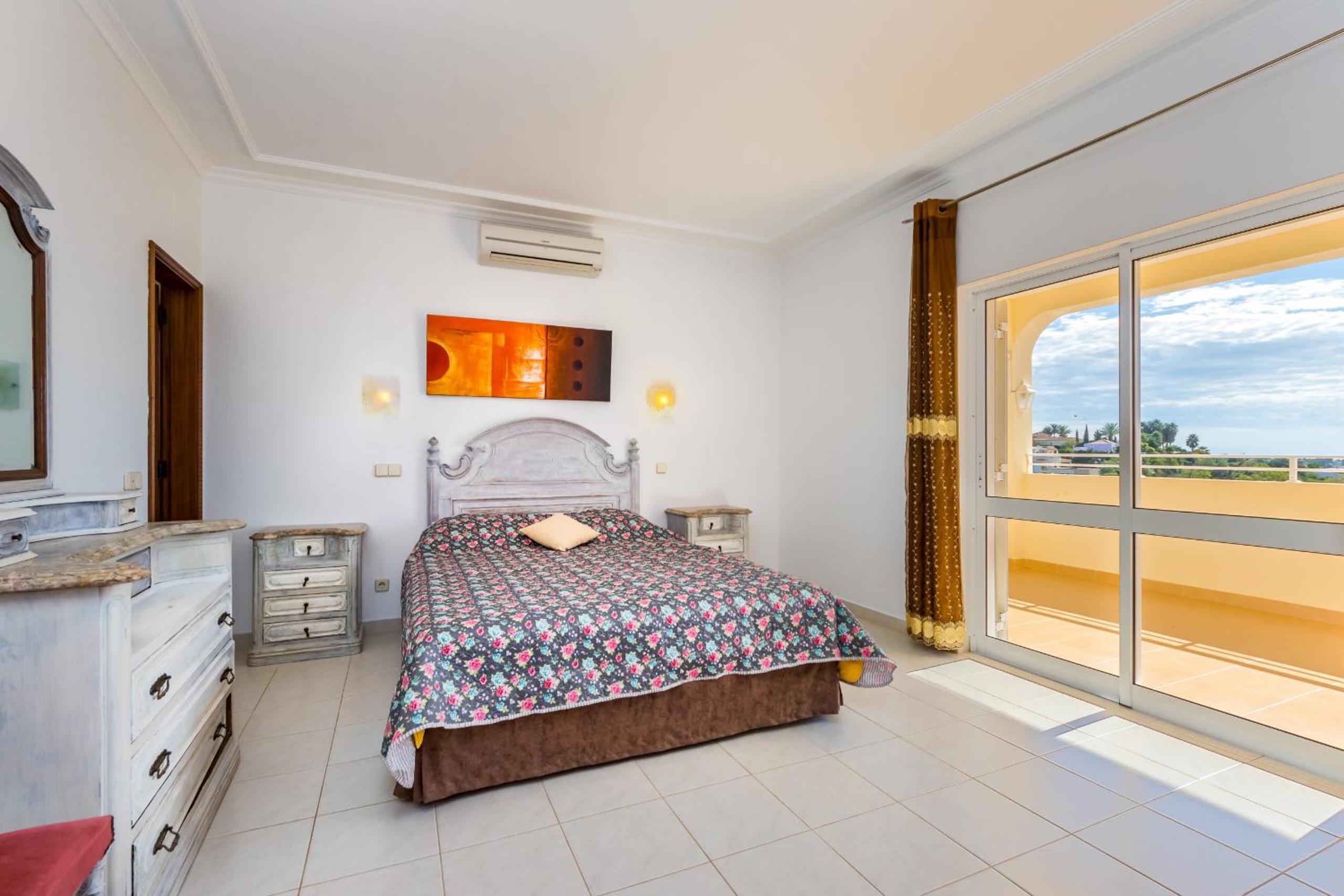 Villa Mirante en Albufeira — hotel room