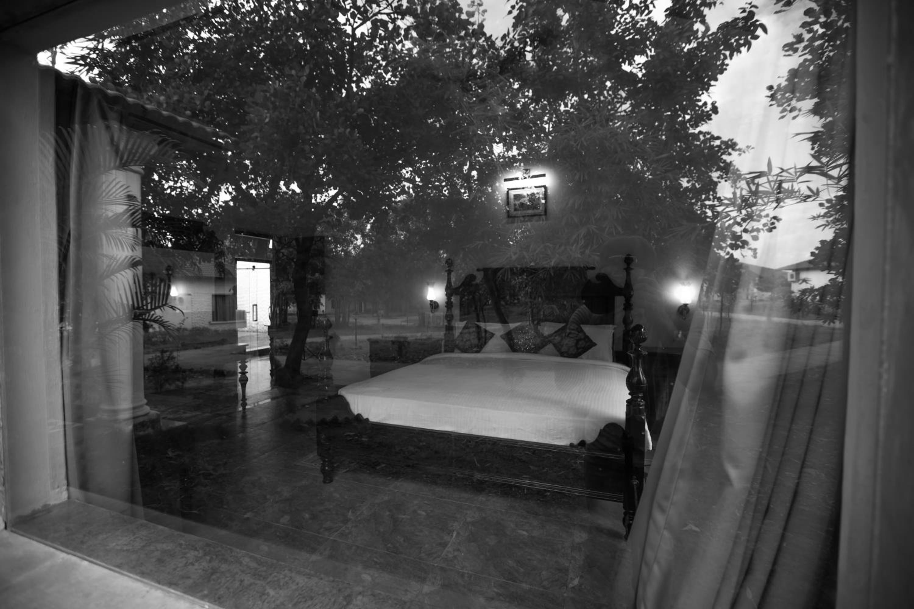 Tuli Veer Bagh Resort