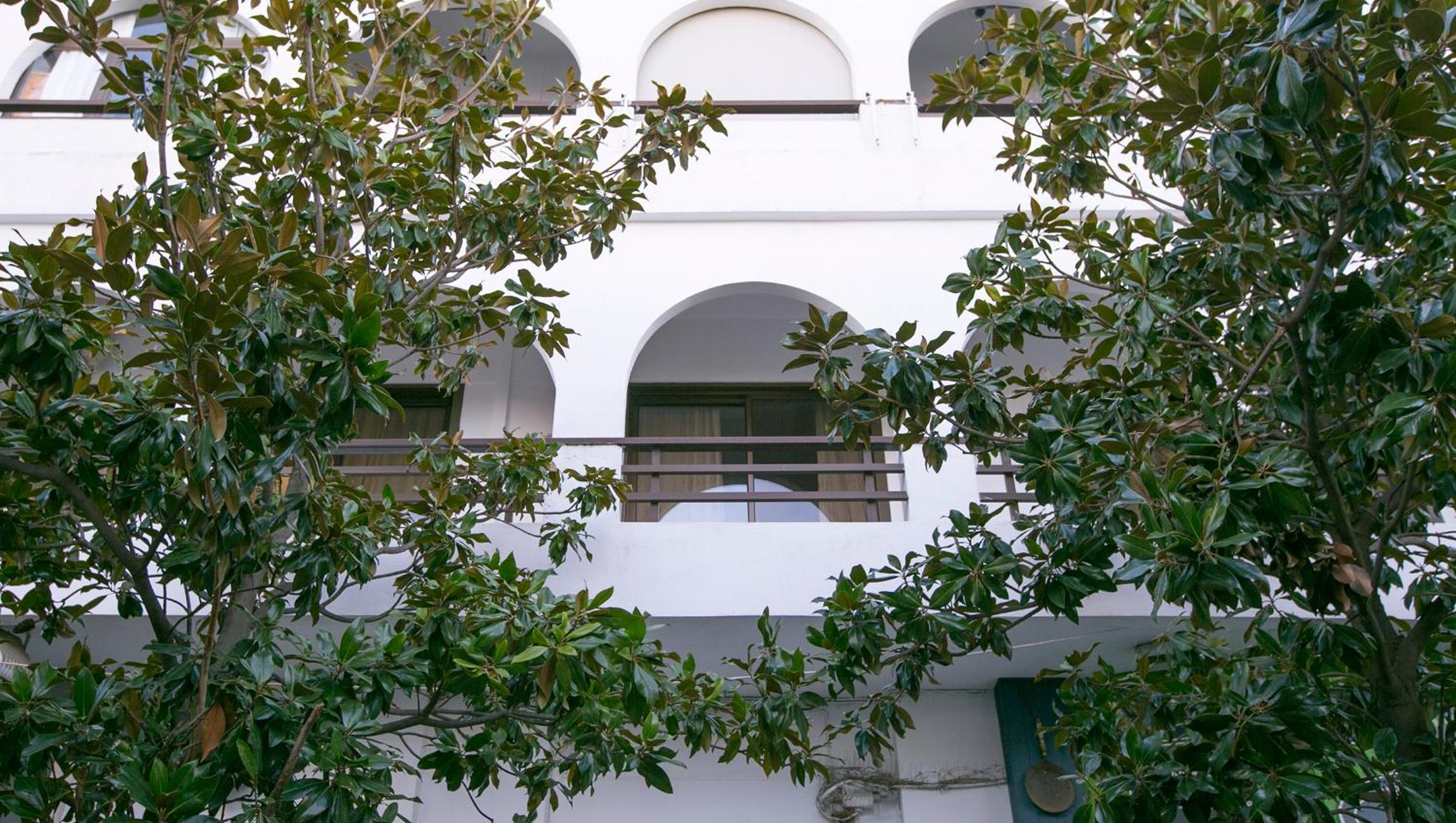 Spacious Apartment Next To Metro - Marousi