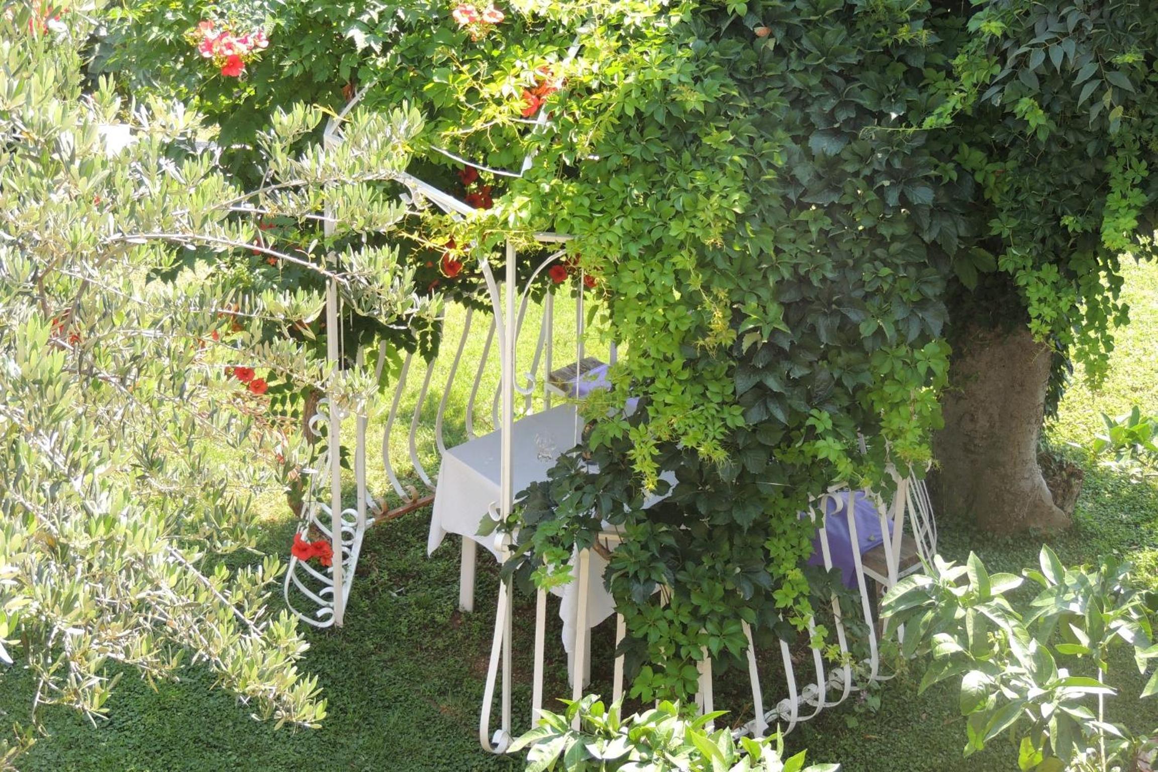 Apartments Travarevic