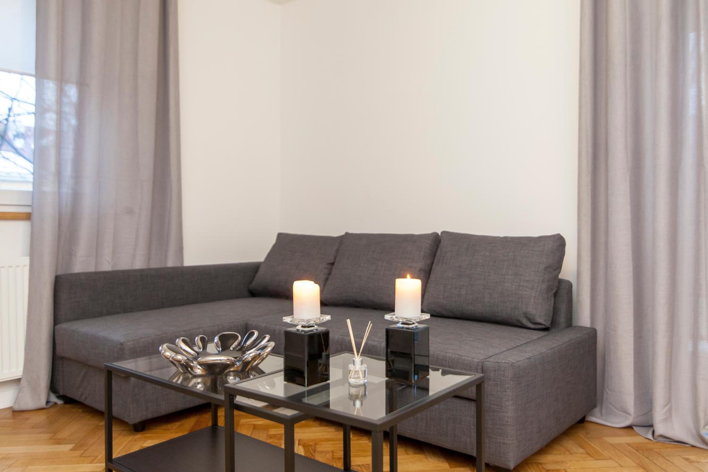 Apartment Platinium I view 3