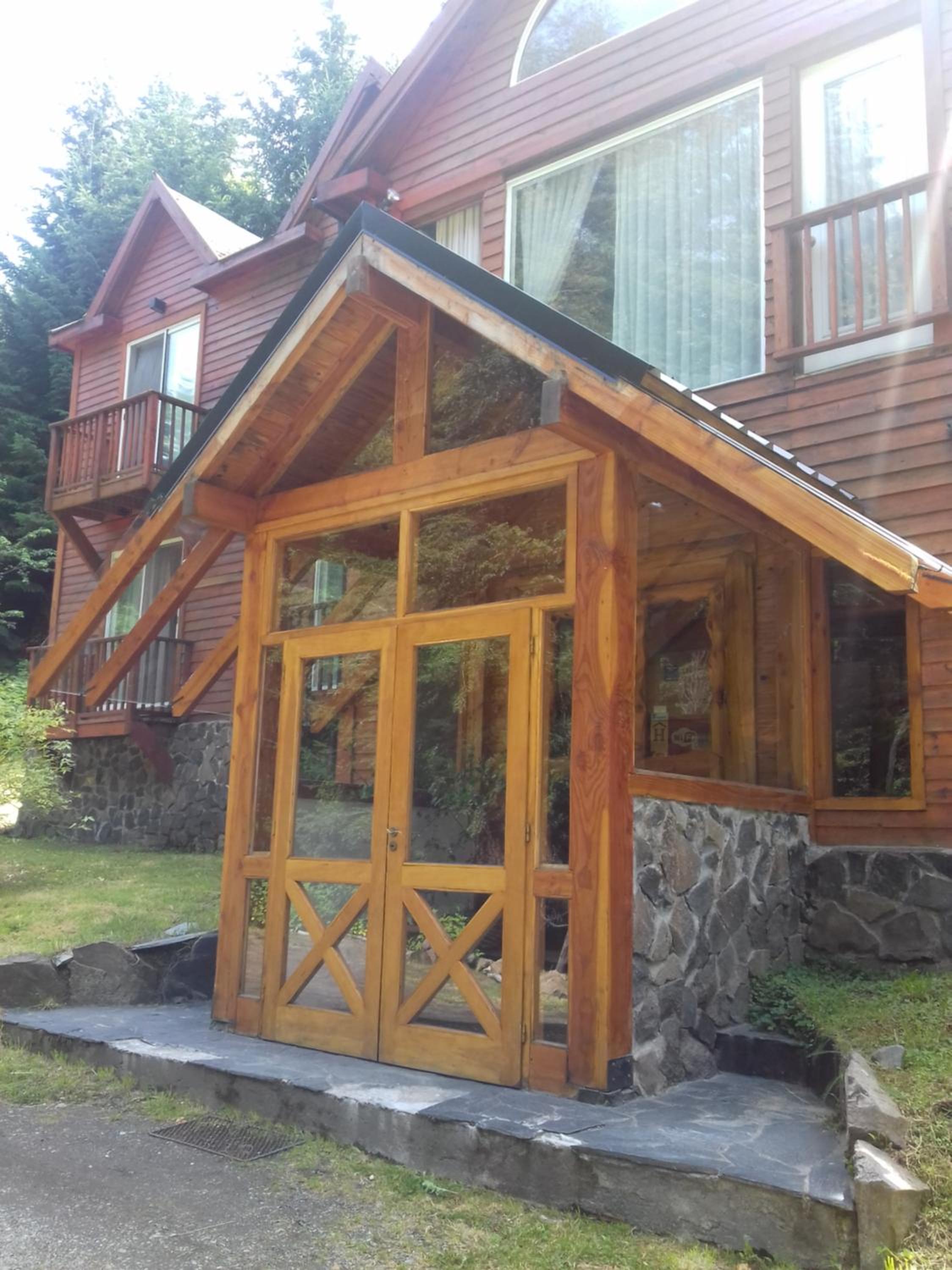 Hotel Hosteria Lekun Lekun - Image 1