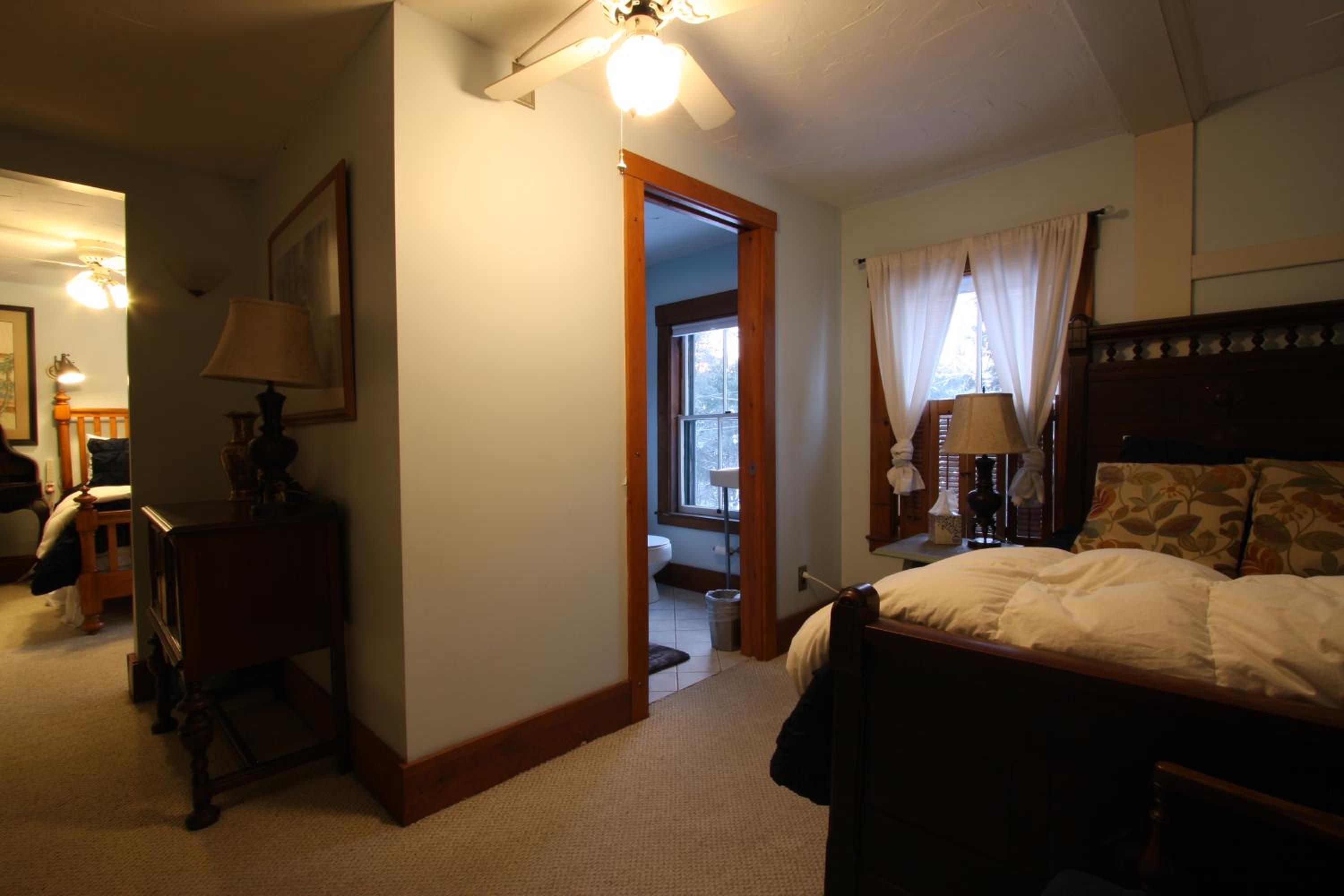 Follansbee Inn