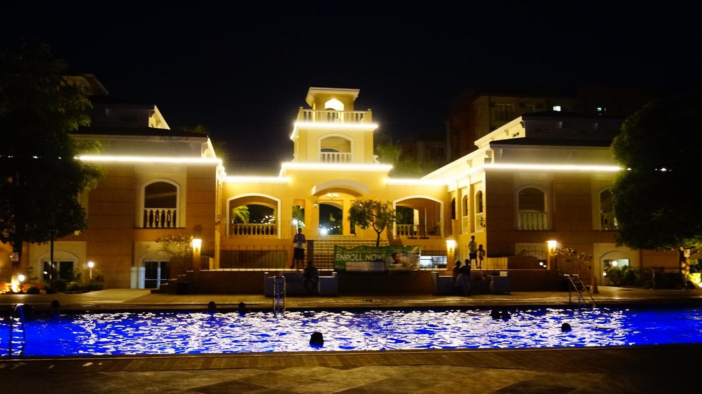 1BR with Balcony Overlooking Pool Chateau Elysee Near NAIA view 5