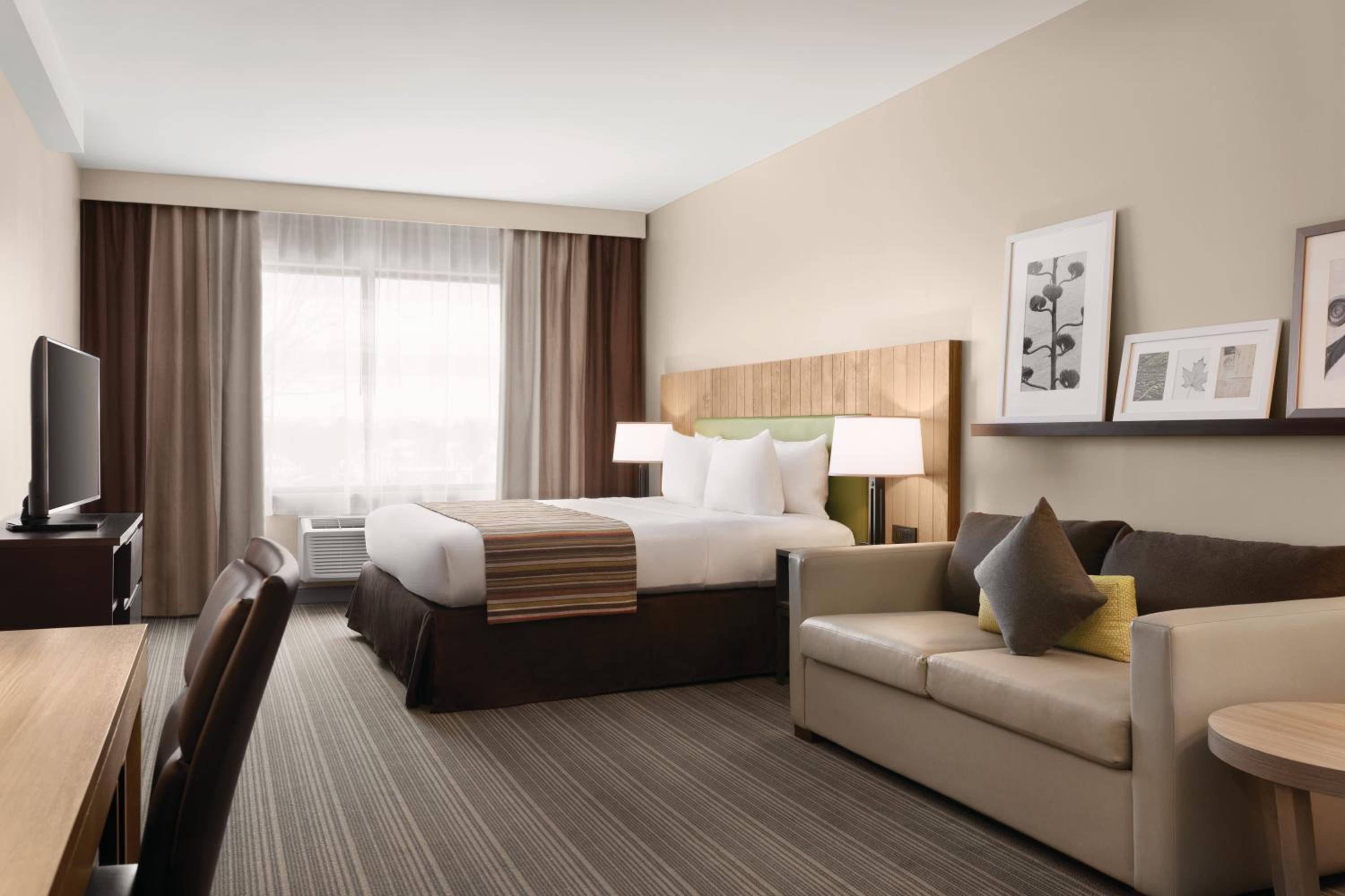 Belleville Vacations - Country Inn  Suites by Radisson, Belleville, ON - Property Image 35