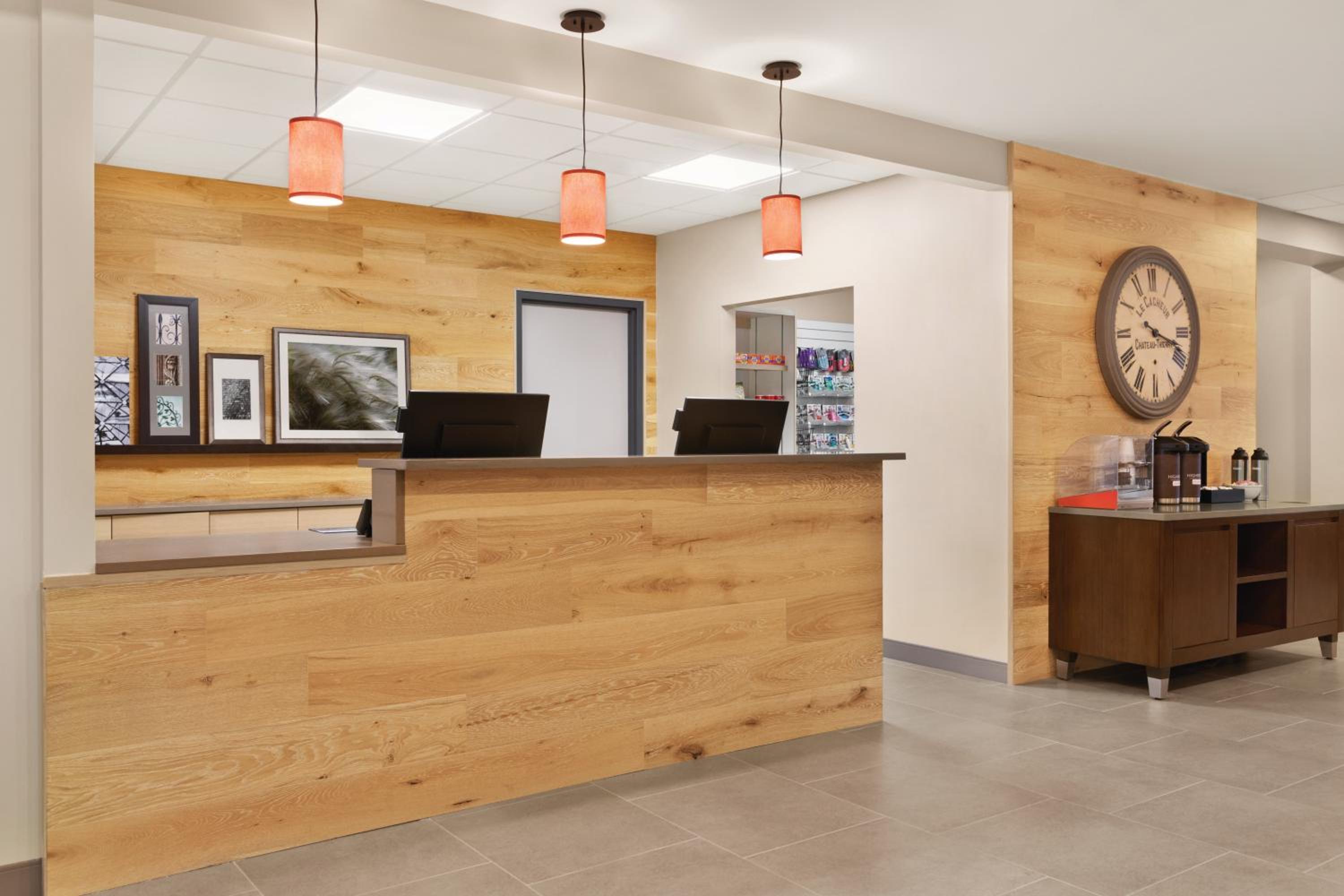 Belleville Vacations - Country Inn  Suites by Radisson, Belleville, ON - Property Image 5