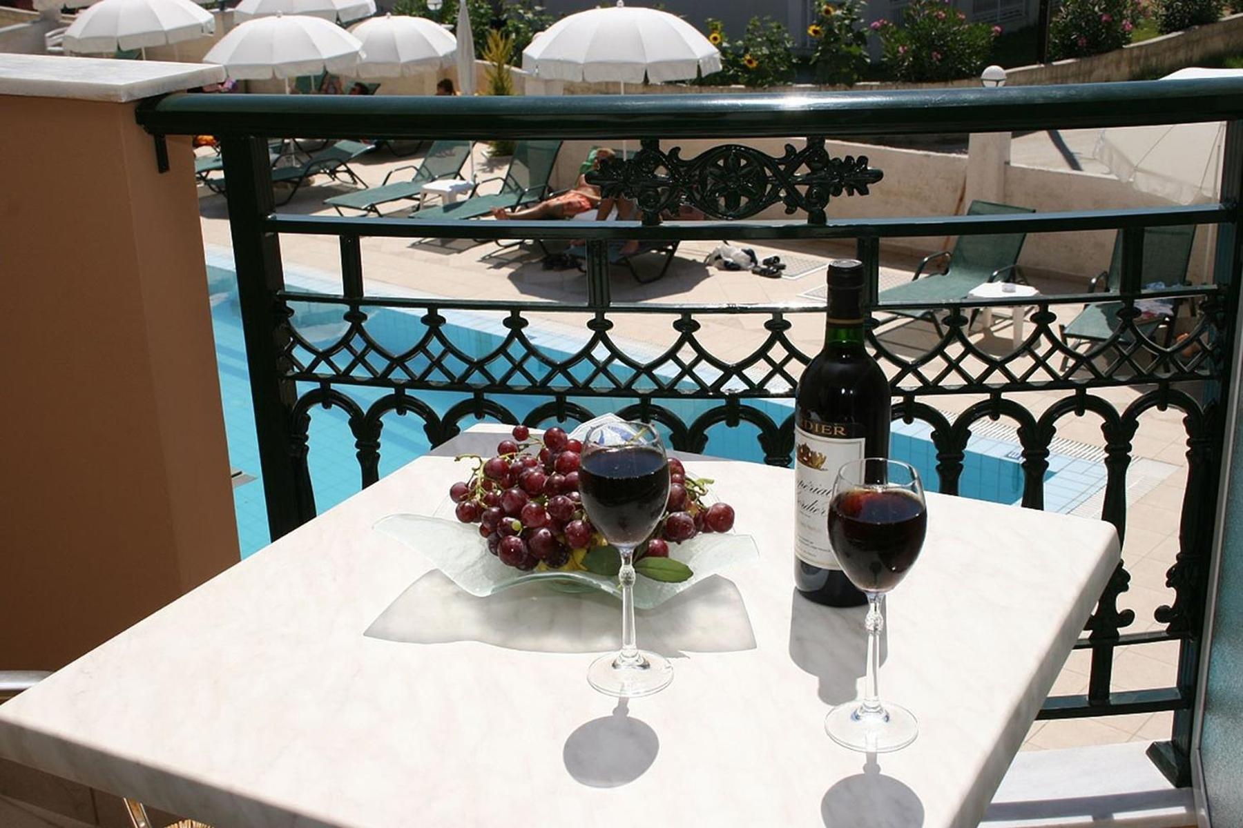 Laganas Vacations - Timos Hotel - Property Image 2