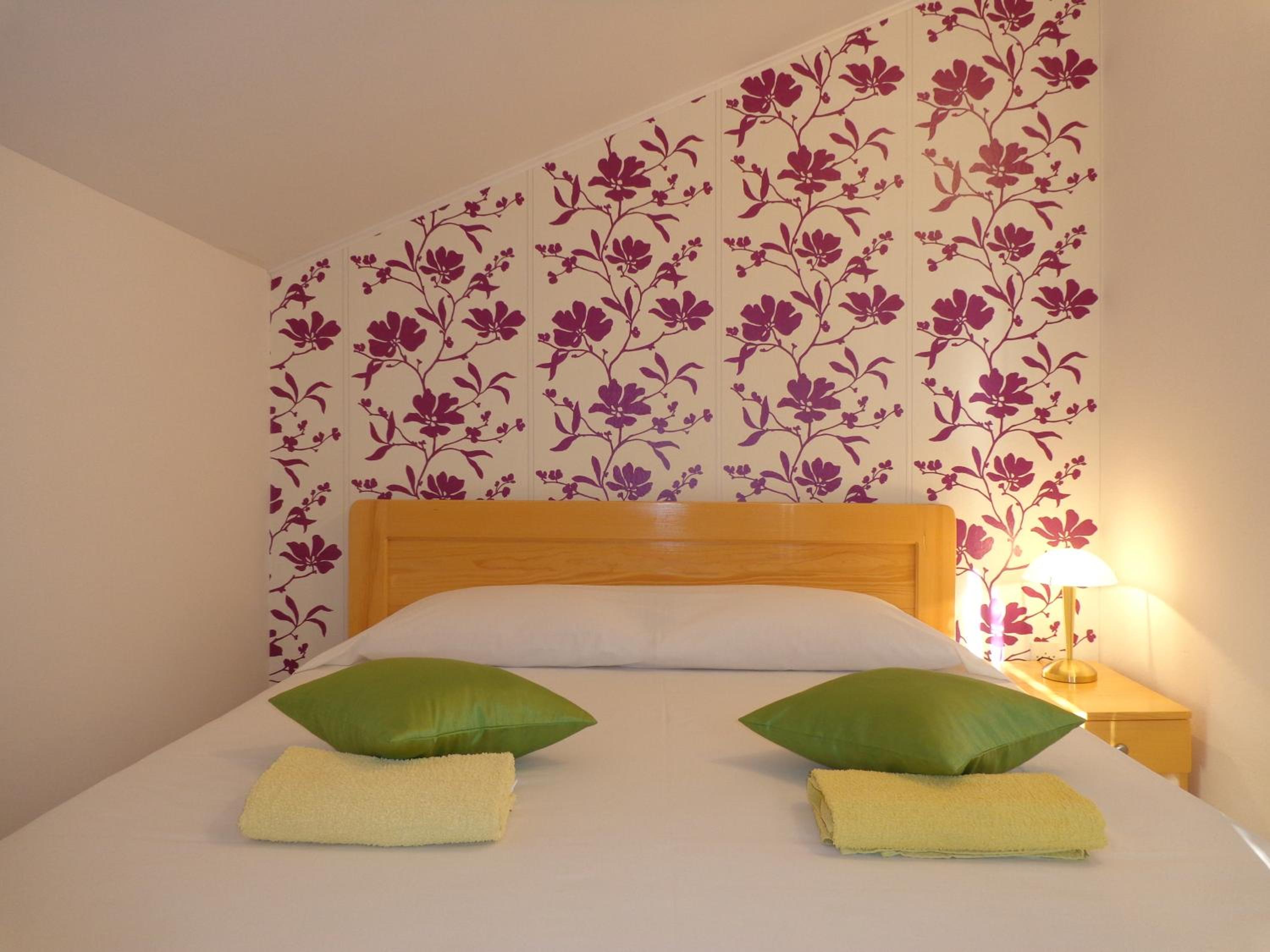 Hollywood rooms