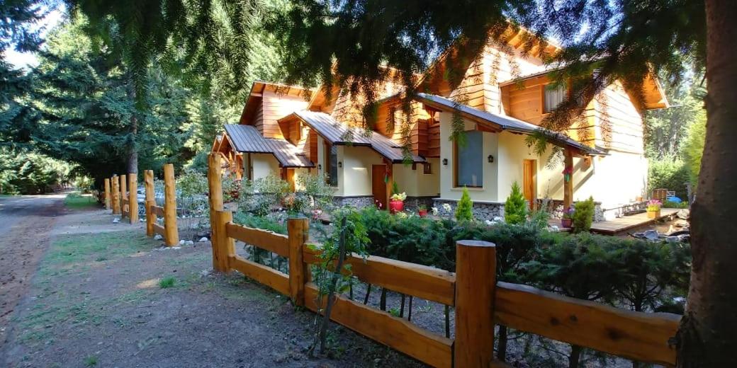 Hotel ROSALES Alojamiento