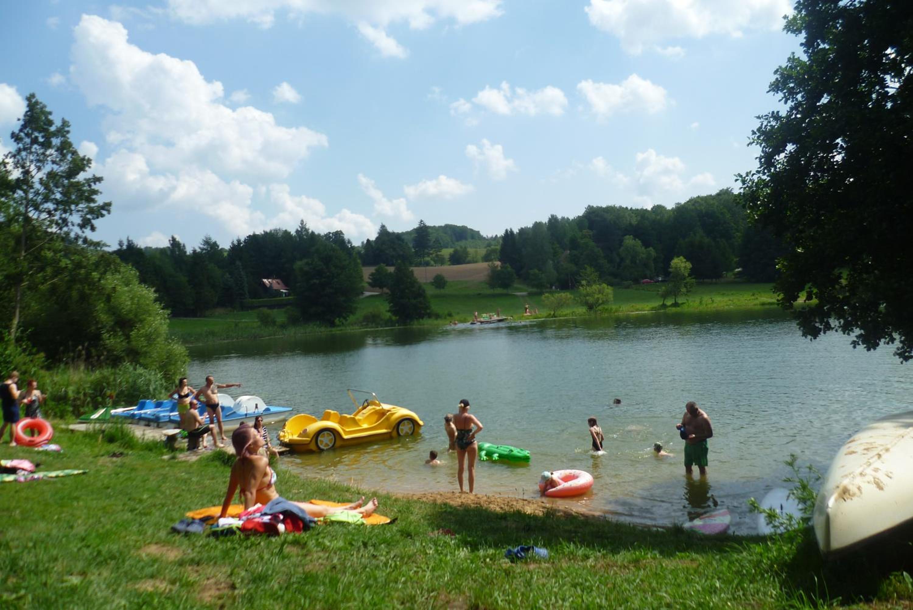 Dom z widokiem na jezioro i domek nad jeziorem view 3