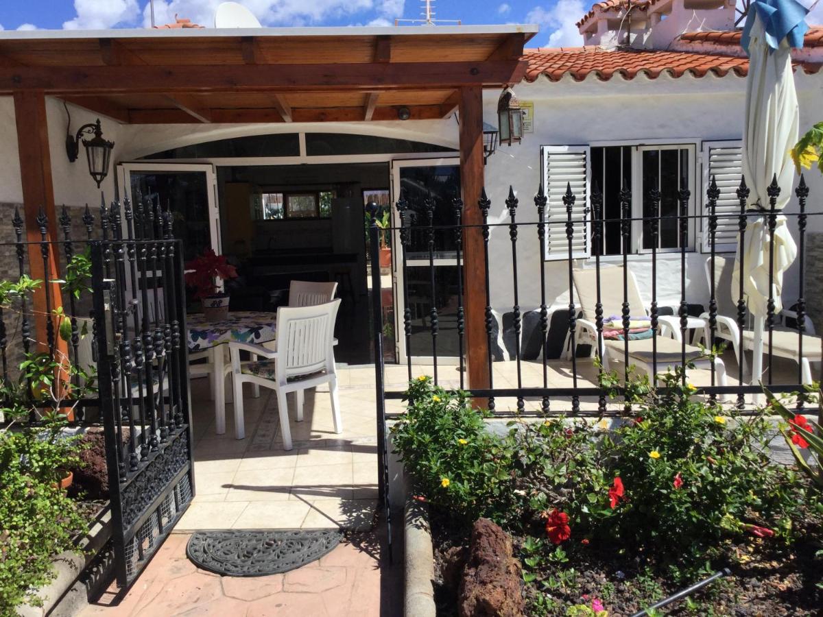 Los Porches Rosario view 4