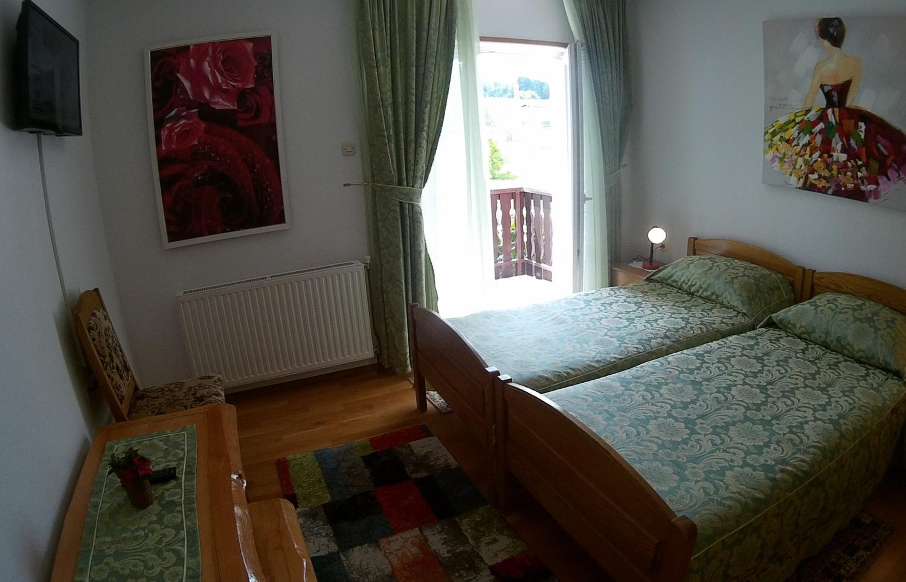 Photo 38