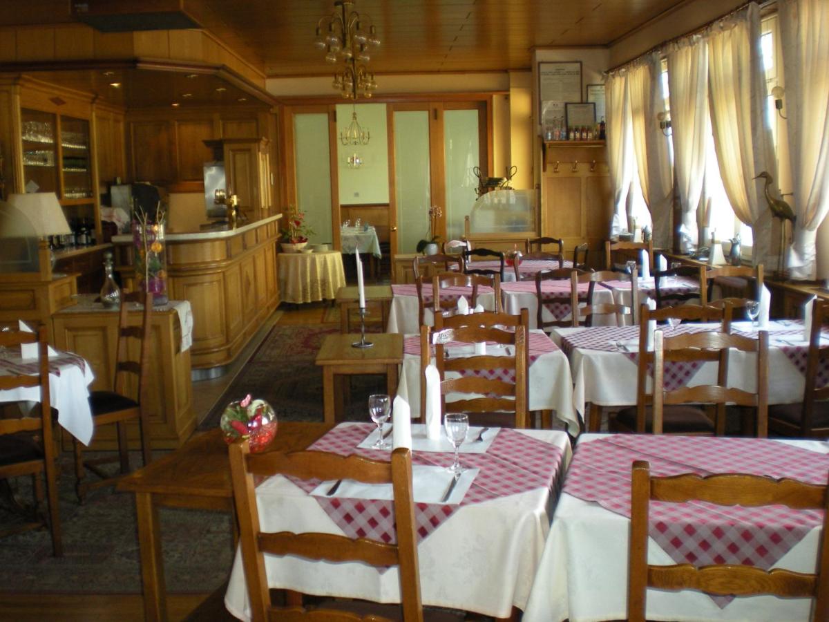 restaurant