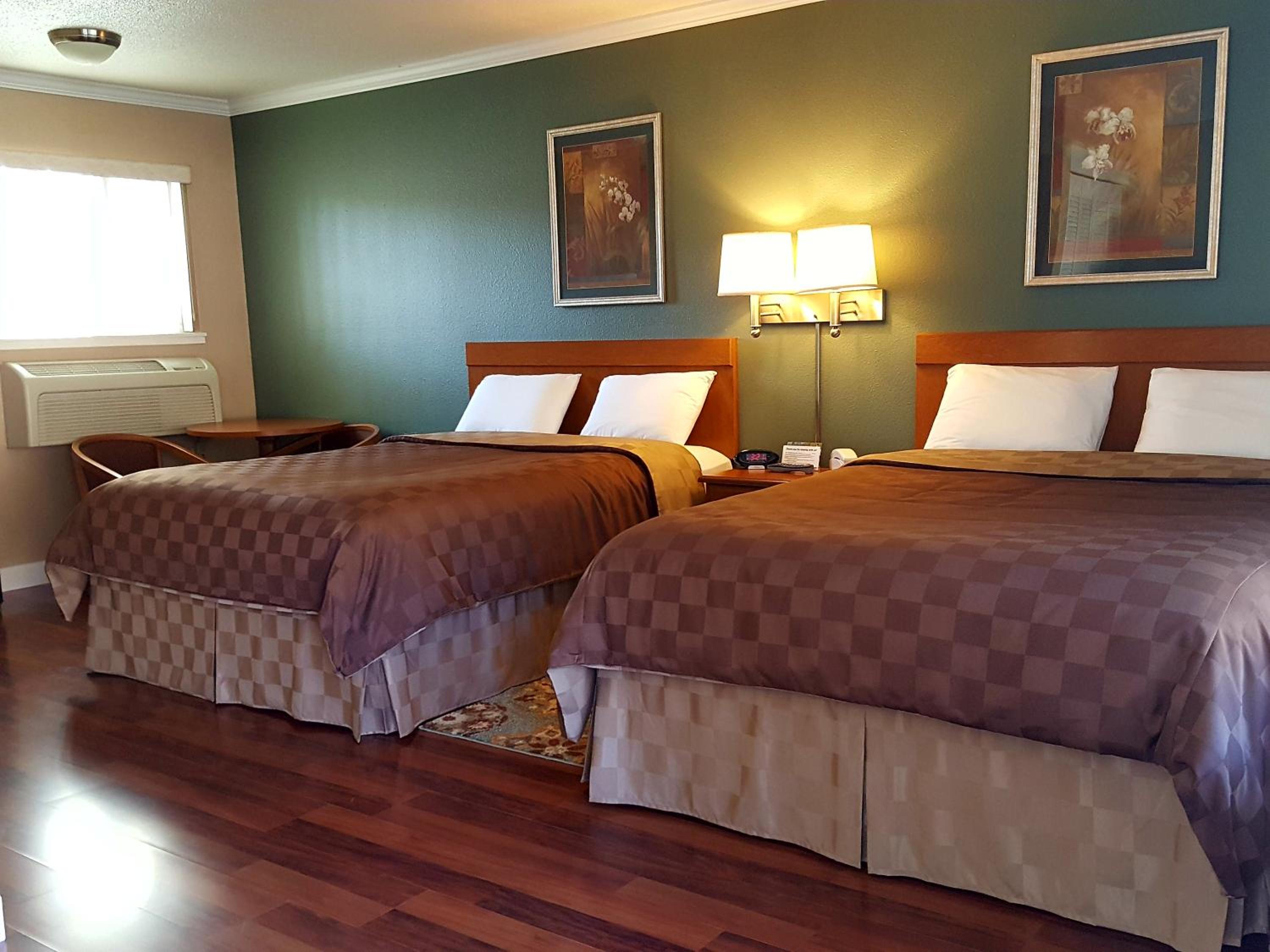 Maple Leaf Motel - Property Image 28