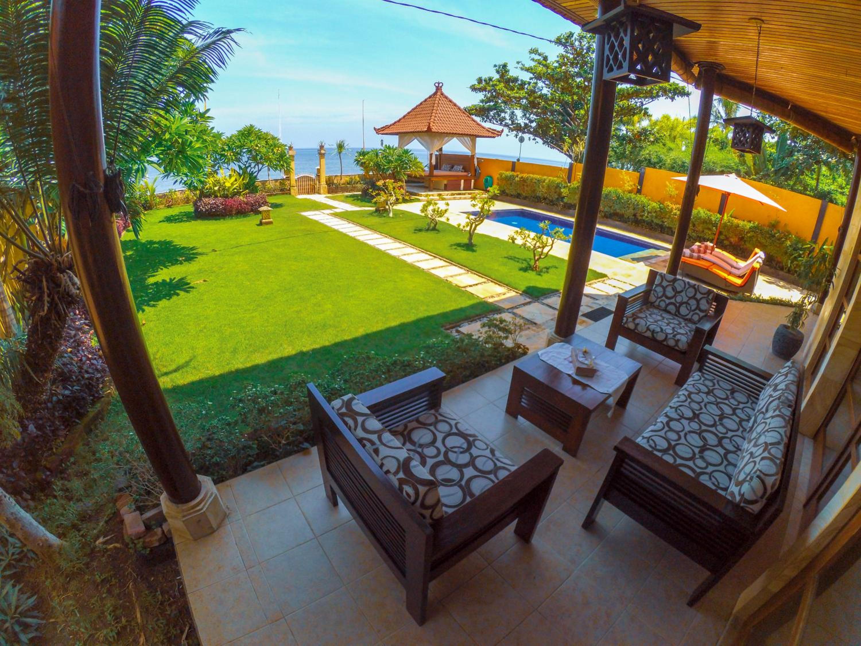 Ocean Beachfront Villa Dini view 2