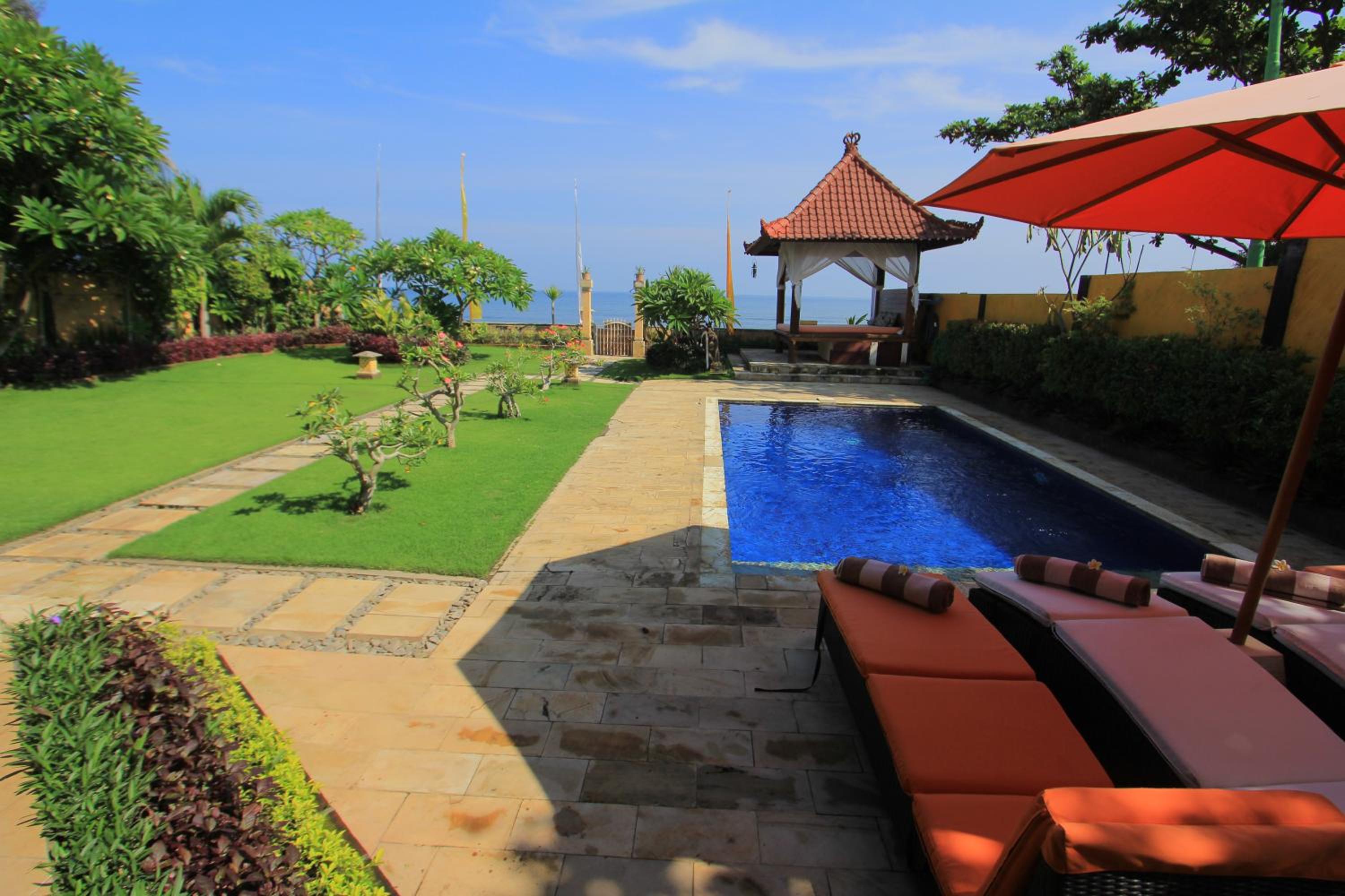 Ocean Beachfront Villa Dini view 3
