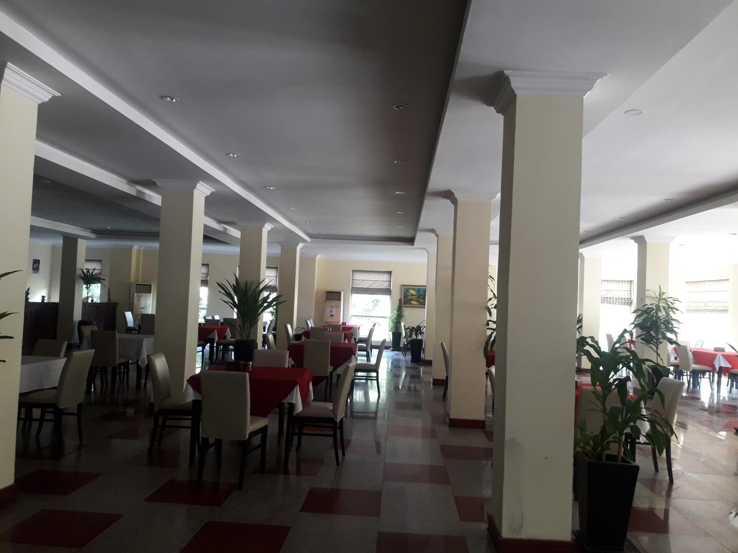 Battambang Vacations - Stung Sangke Hotel - Property Image 1