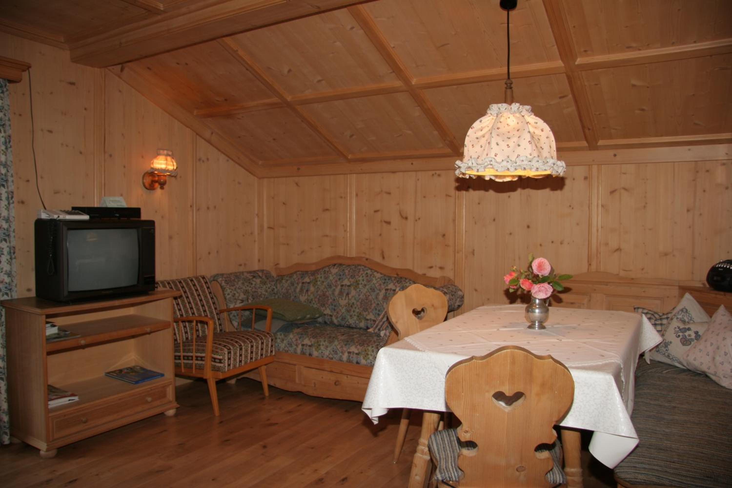 Ferienwohnung Heilingbrunner view 2
