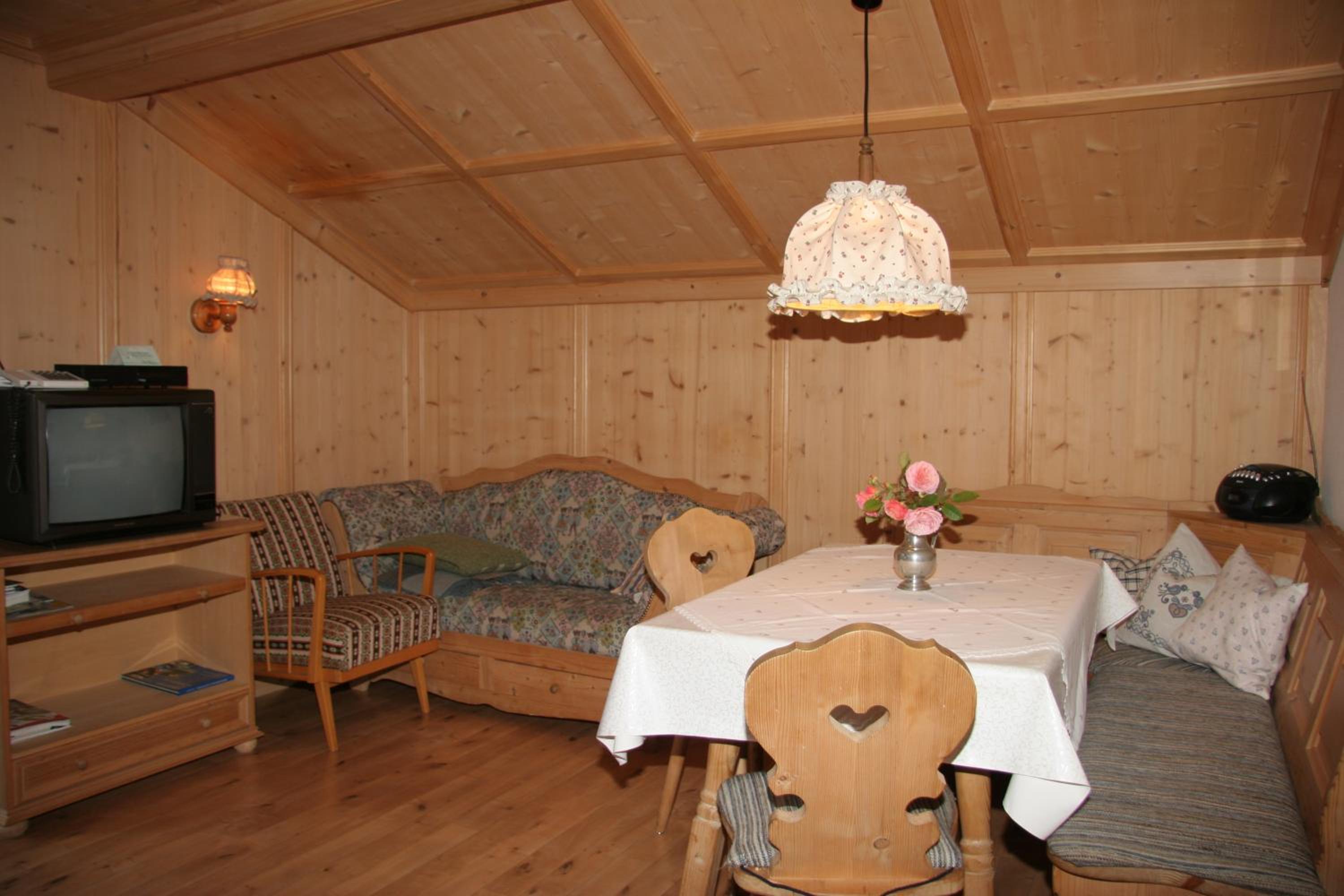 Ferienwohnung Heilingbrunner view 5